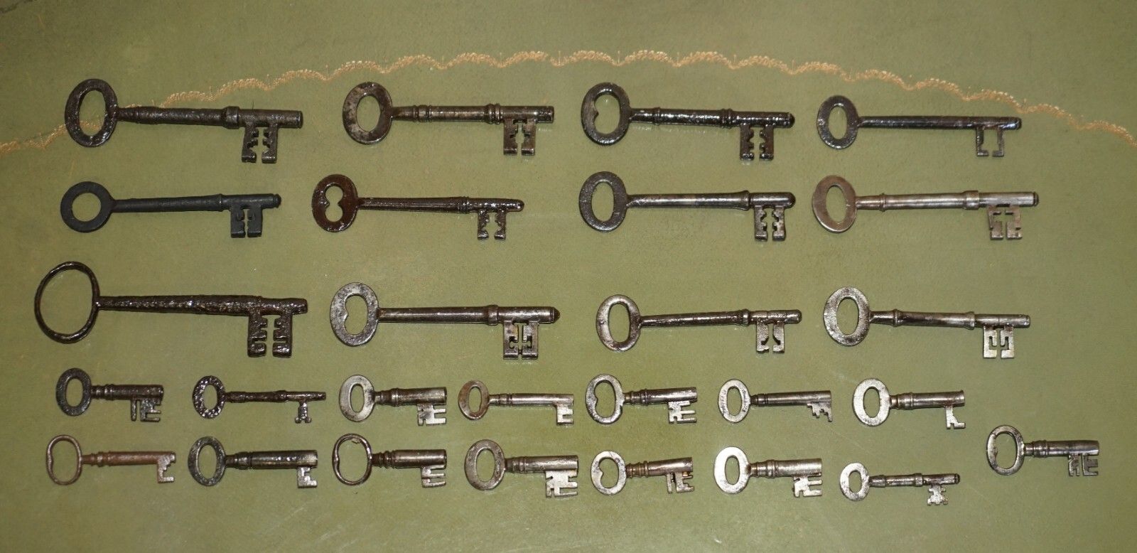 Antique 18th Century Box Of Georgian Keys Honble J A Ellis Kings Agent 1763 1776 photo 1750.0