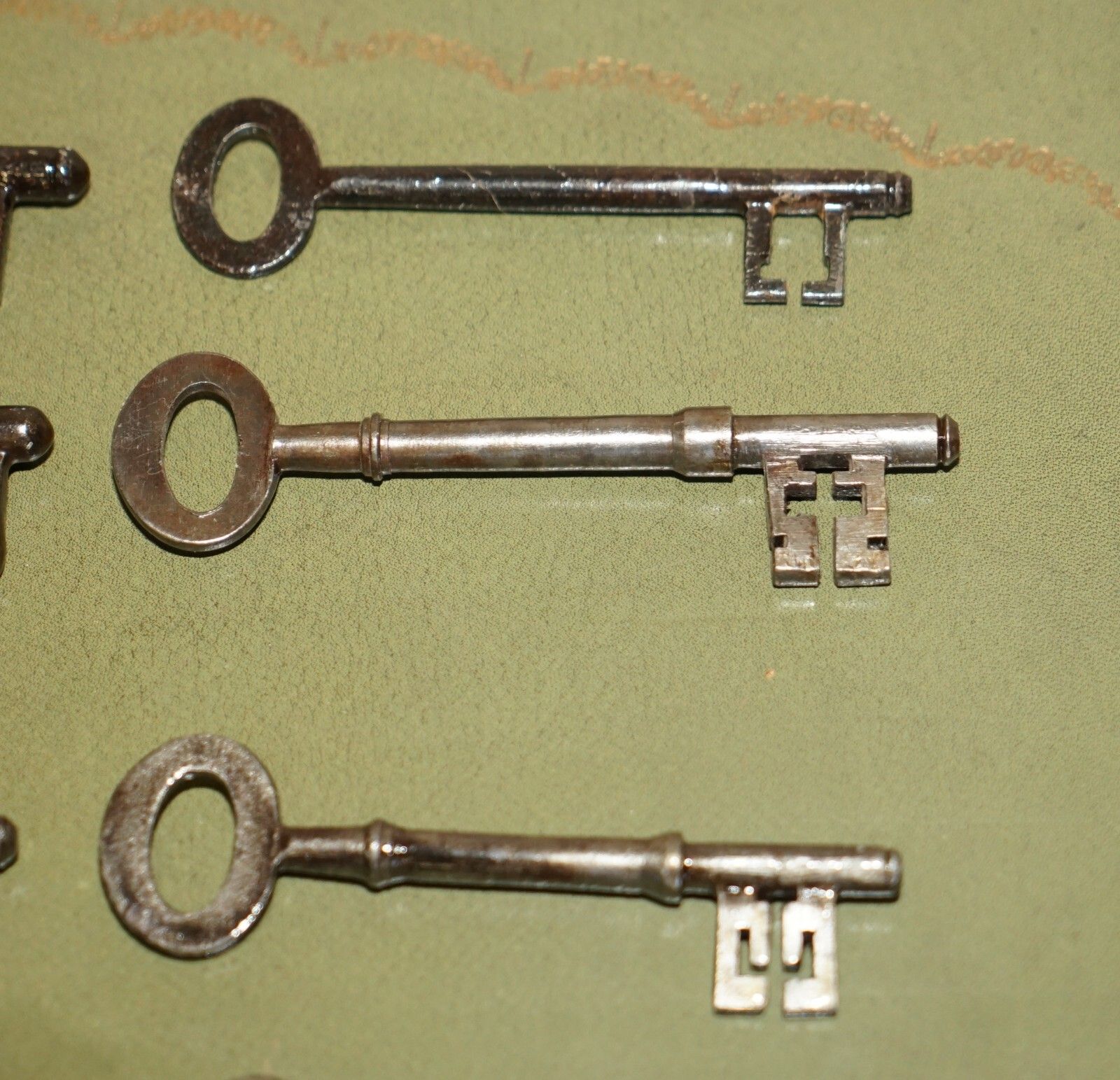 photo furniture Antique 18th Century Box Of Georgian Keys Honble J A Ellis Kings Agent 1763 1776