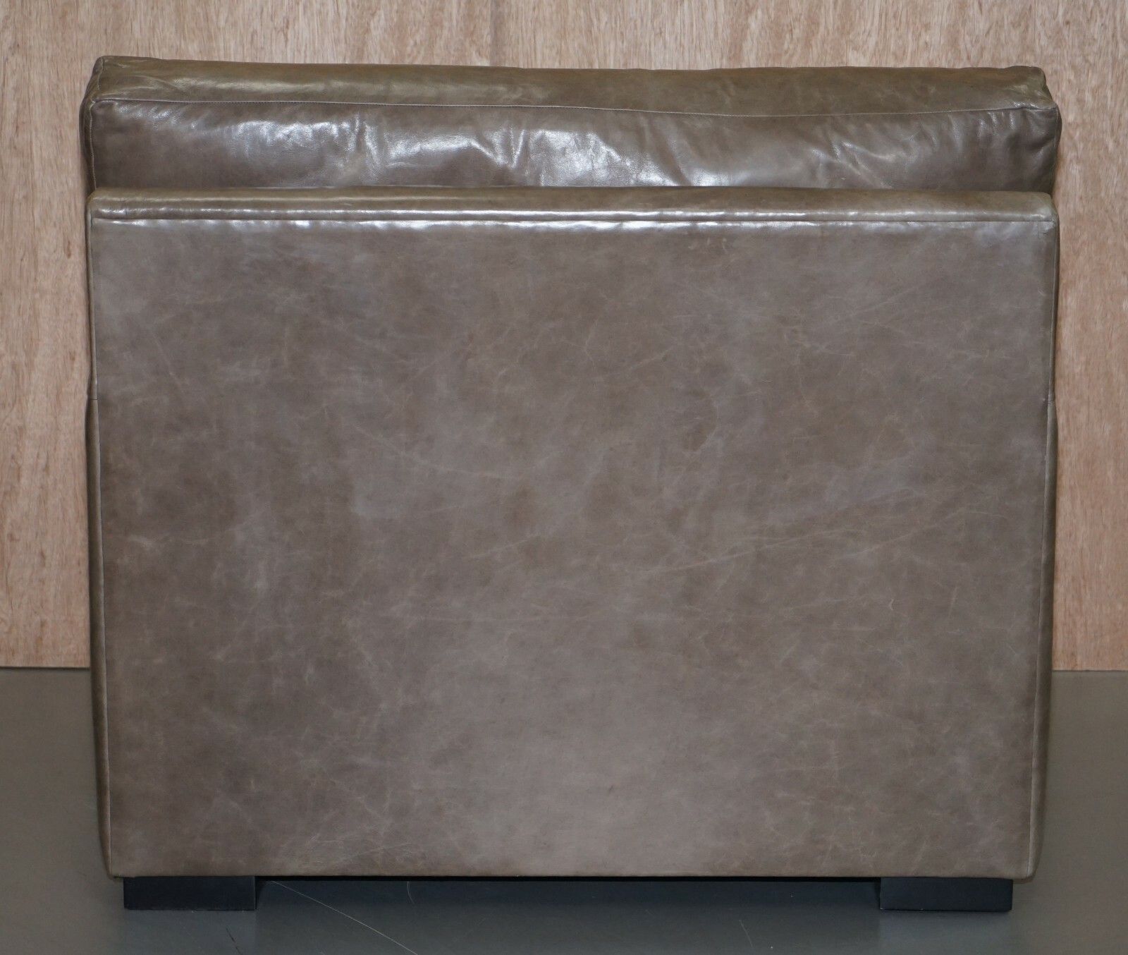 1750.0 Luxury Pair Of Very Large Contemporary Grey Leather Armchairs Or Love Seats photo