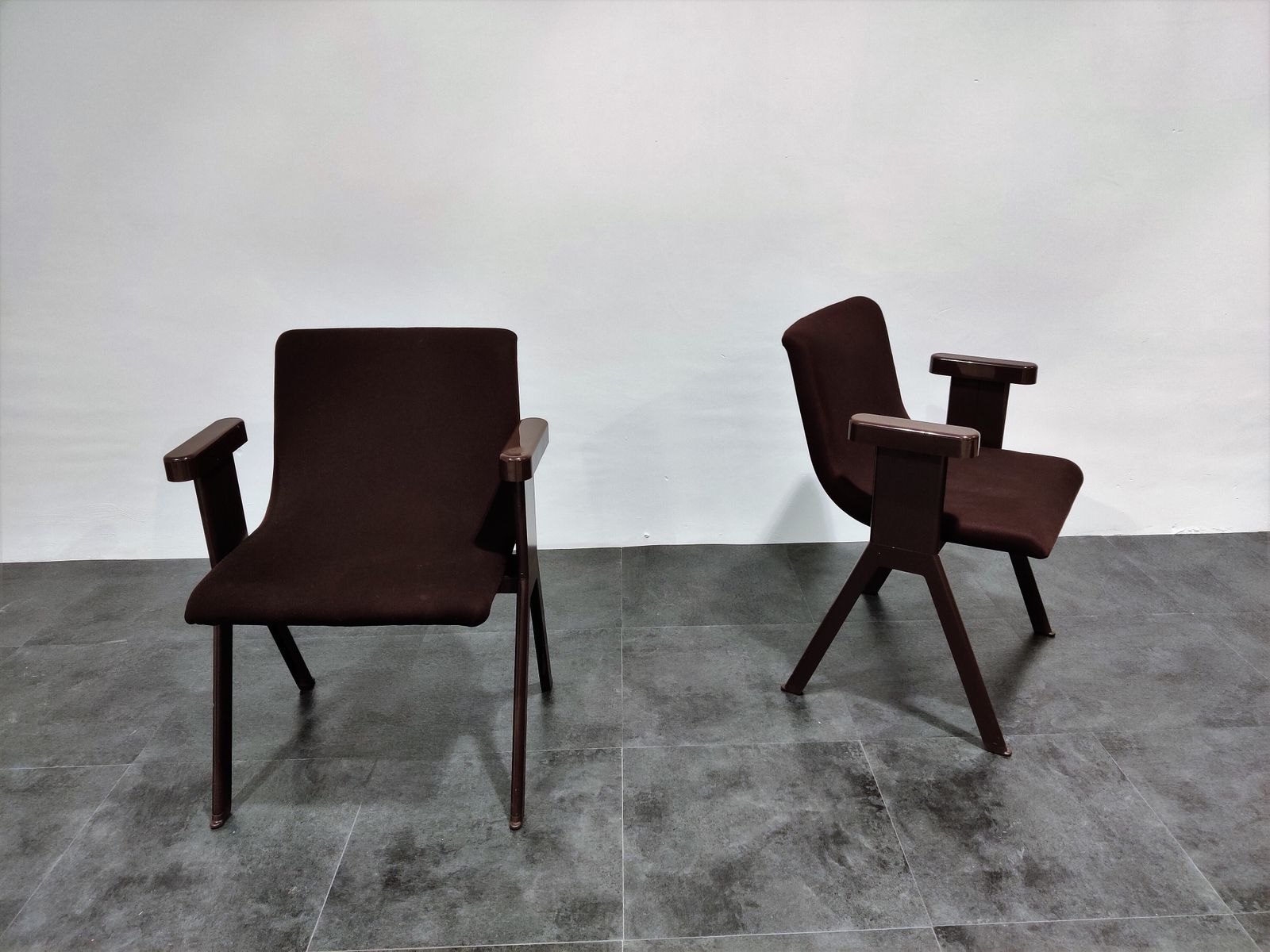 photo furniture Mid Century Armchairs By Ettore Sottsass For Olivetti, 1970s