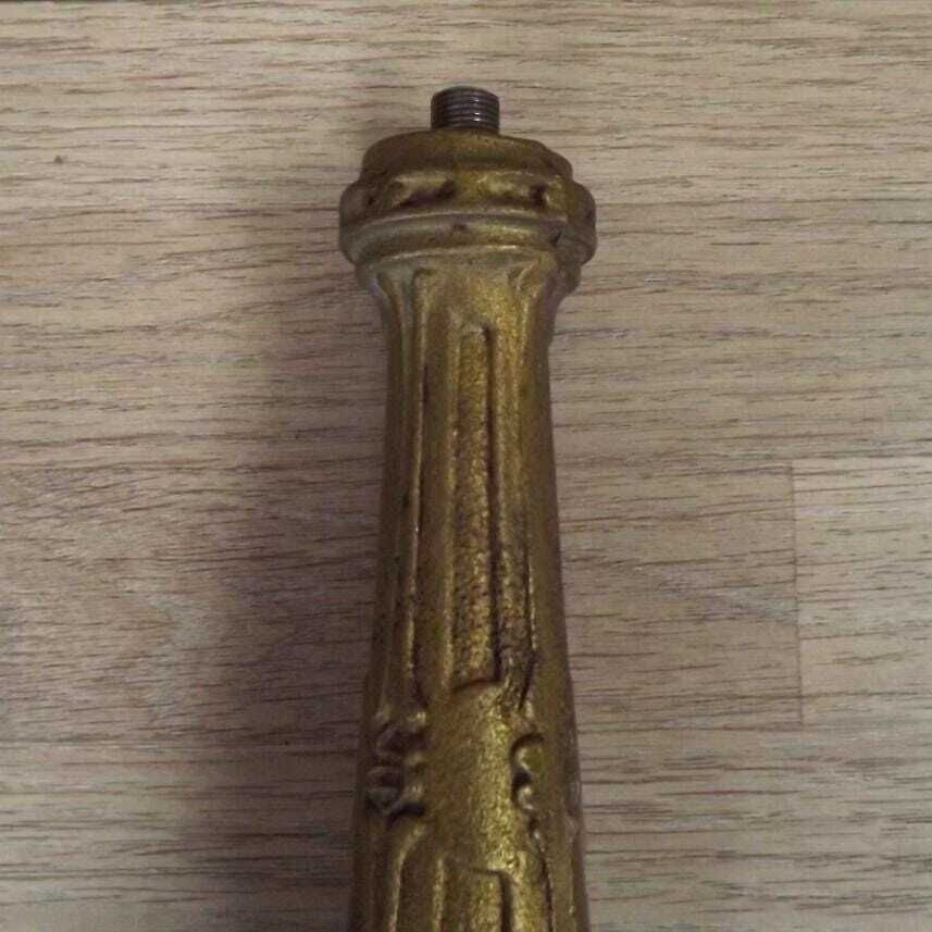 Colonne centrale de lustre bronze vintage français, pièce de remplacement d'époque. Pièces détachées pour lustres vintage français. photo vinterior
