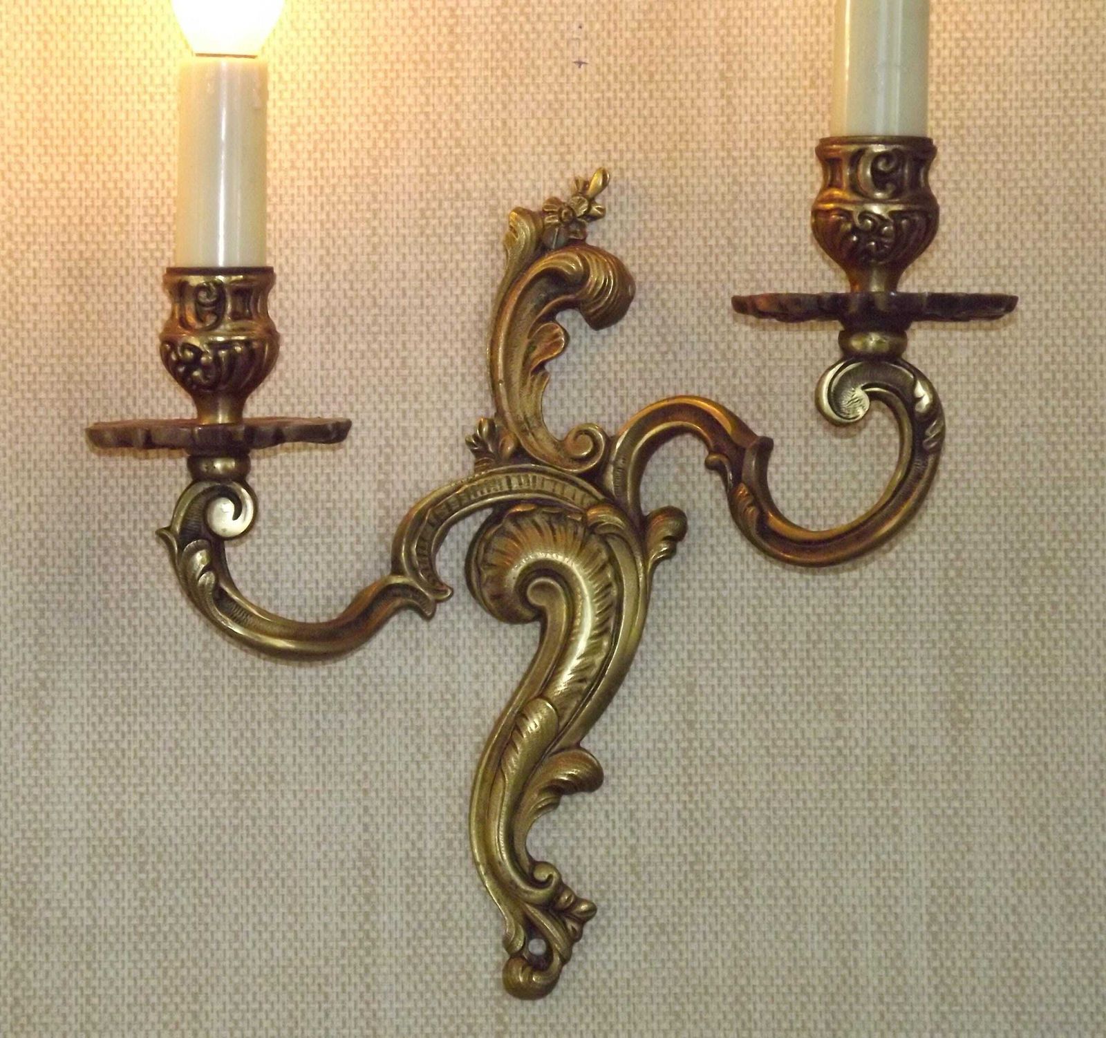 photo furniture Elegant Vintage French Bronze Double Wall Sconces With Acanthus Leaf Detail   French Vintage Lighting. Bronze Double Acanthus Wall Lights.