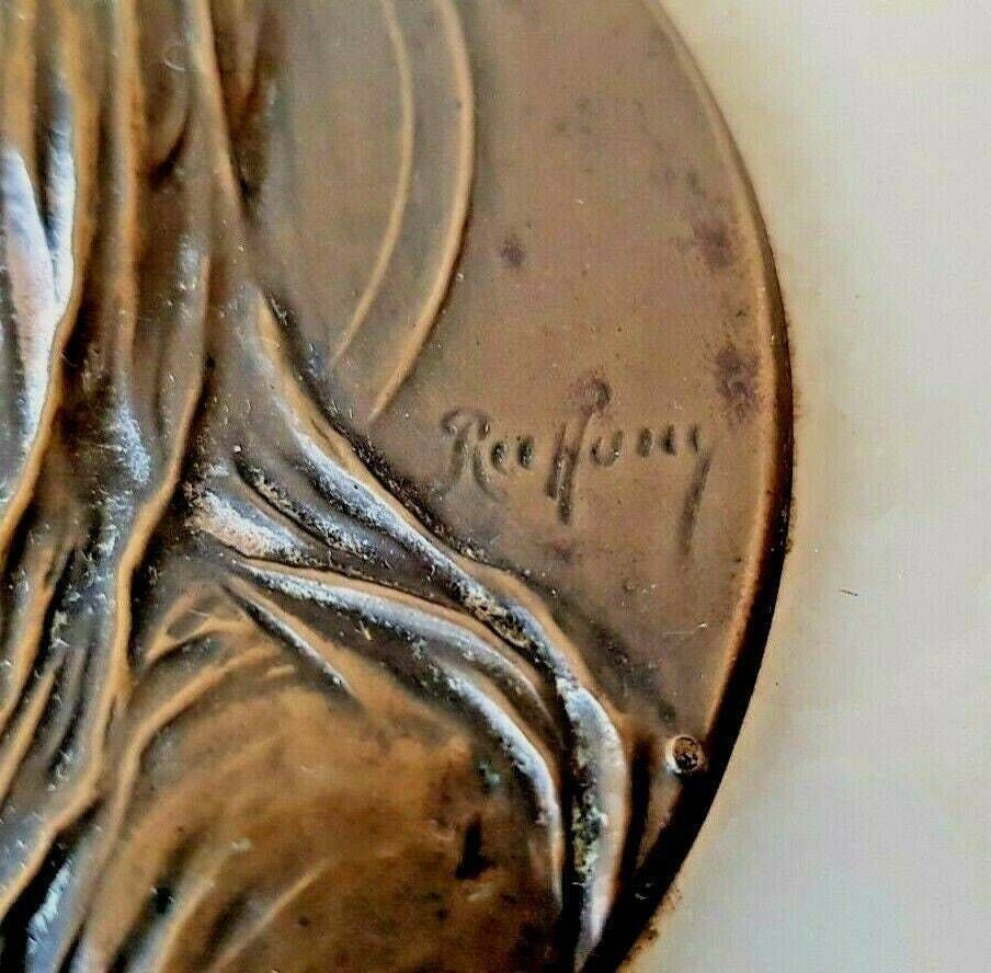 Franse art deco marmeren wijwaterbak – bronzen Maria-plaquette, gesigneerd Ruffony | Frans antiek | Religieuze wijwaterbak | Wandmodel photo vinterior