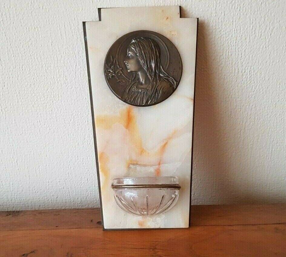 photo for sale Franse art deco marmeren wijwaterbak – bronzen Maria-plaquette, gesigneerd Ruffony | Frans antiek | Religieuze wijwaterbak | Wandmodel
