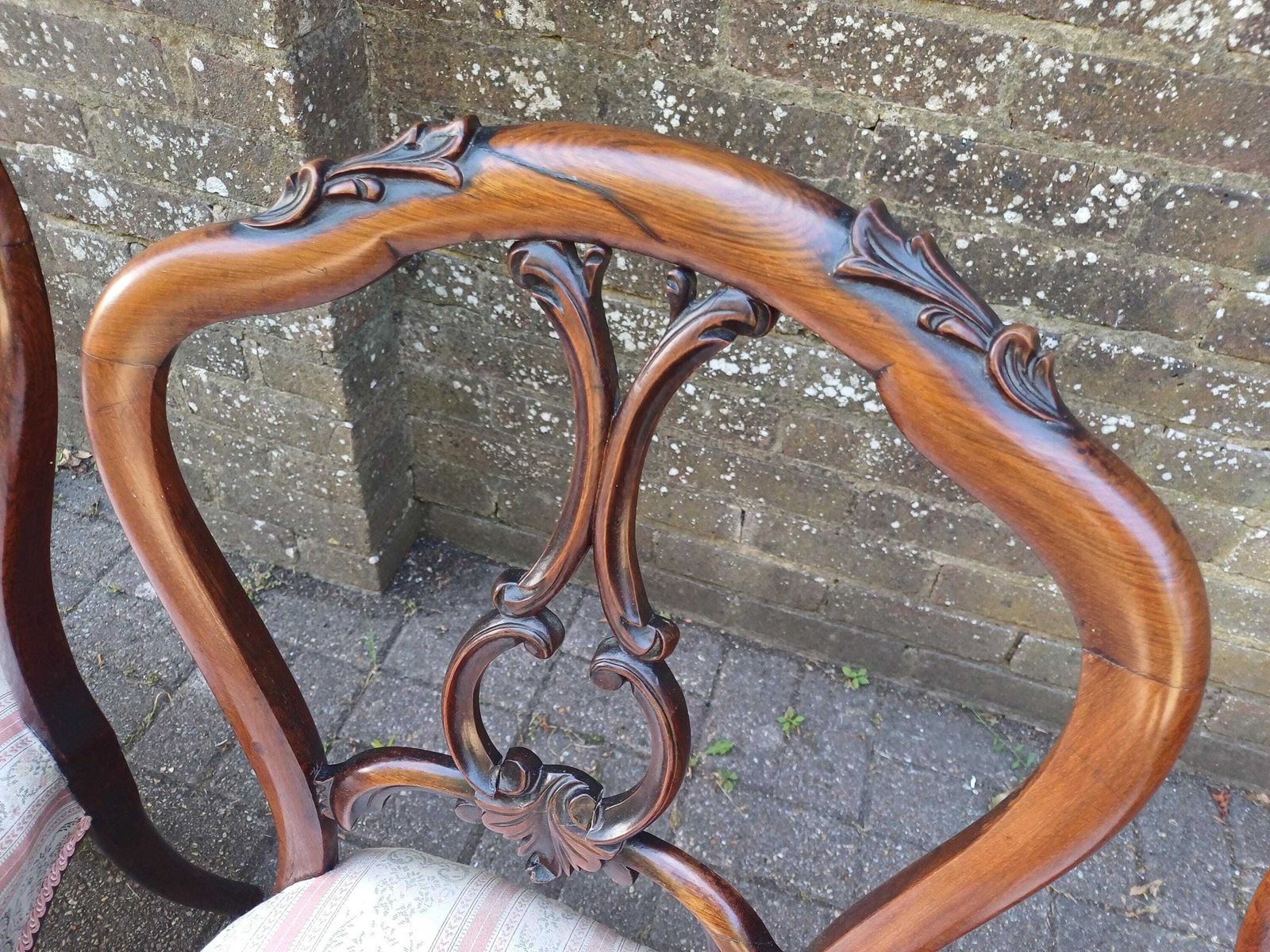 Set Of 4 Antique Victorian Balloon Back Dining Chairs – Carved Rosewood With Cabriole Legs & Upholstered Seats C.1860 photo 695.0