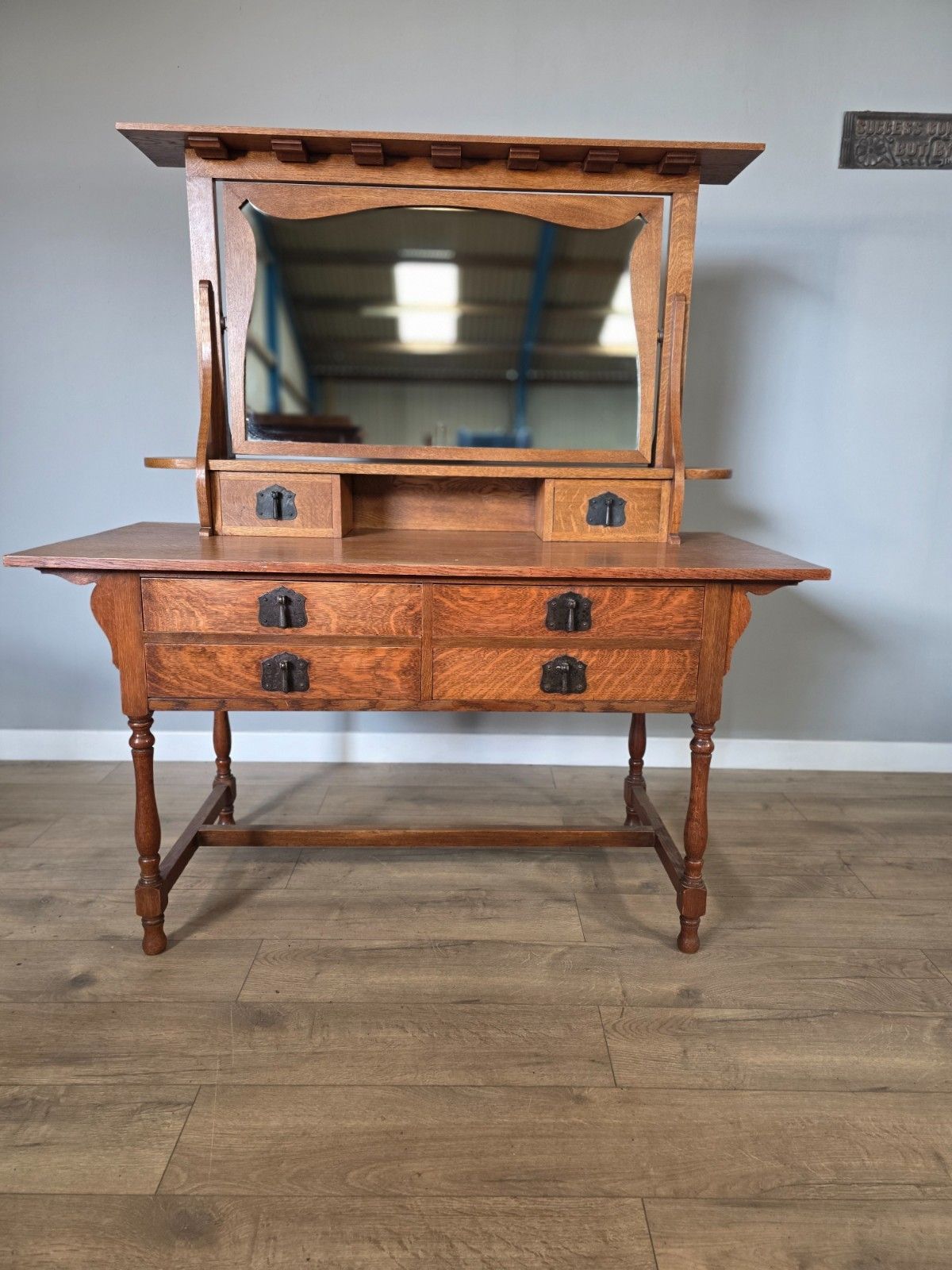 Early Heals Of London Antique Oak Newlyn Dressing Table