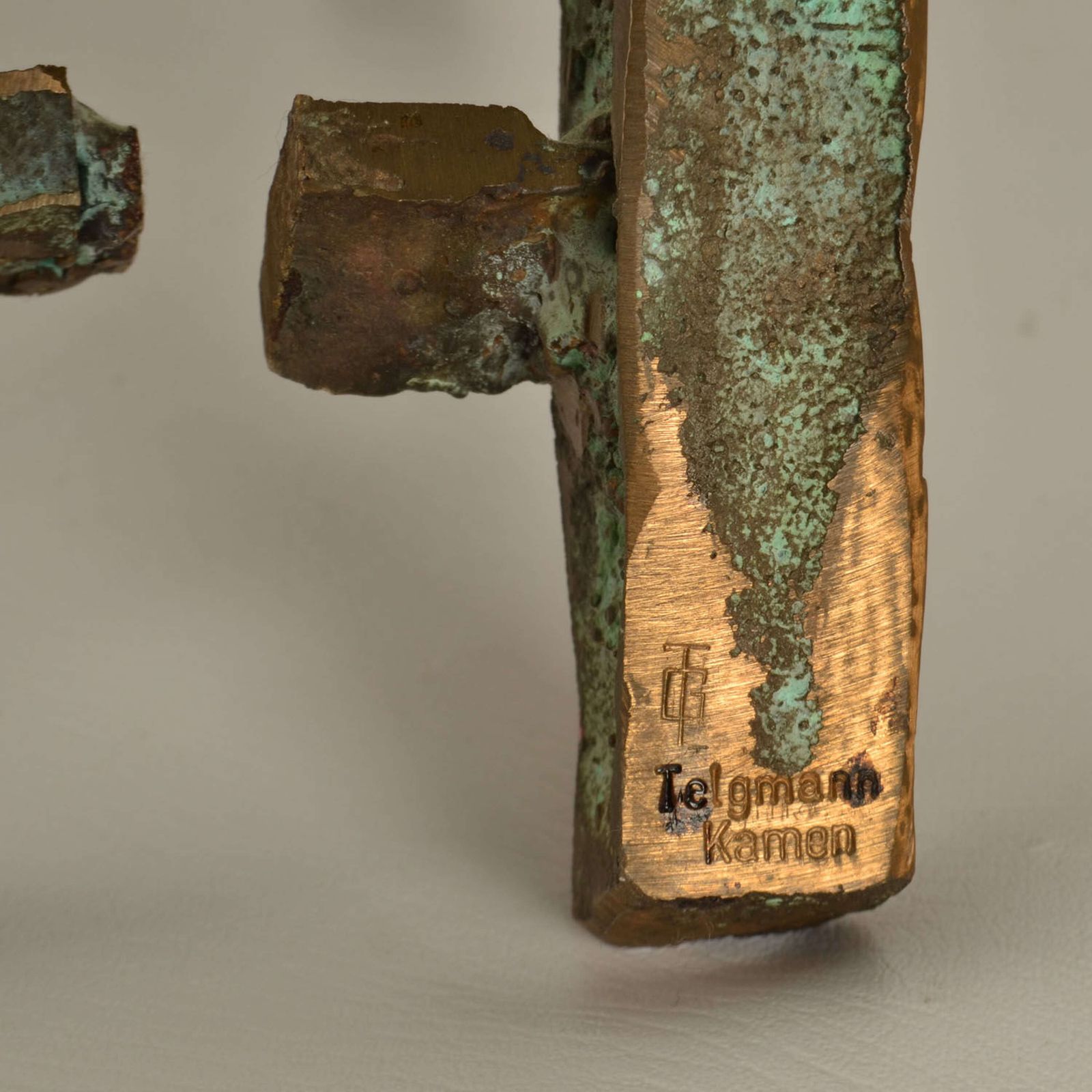 photo furniture Brutalist Art Bronze Door Handles Push Pull For Glass Door