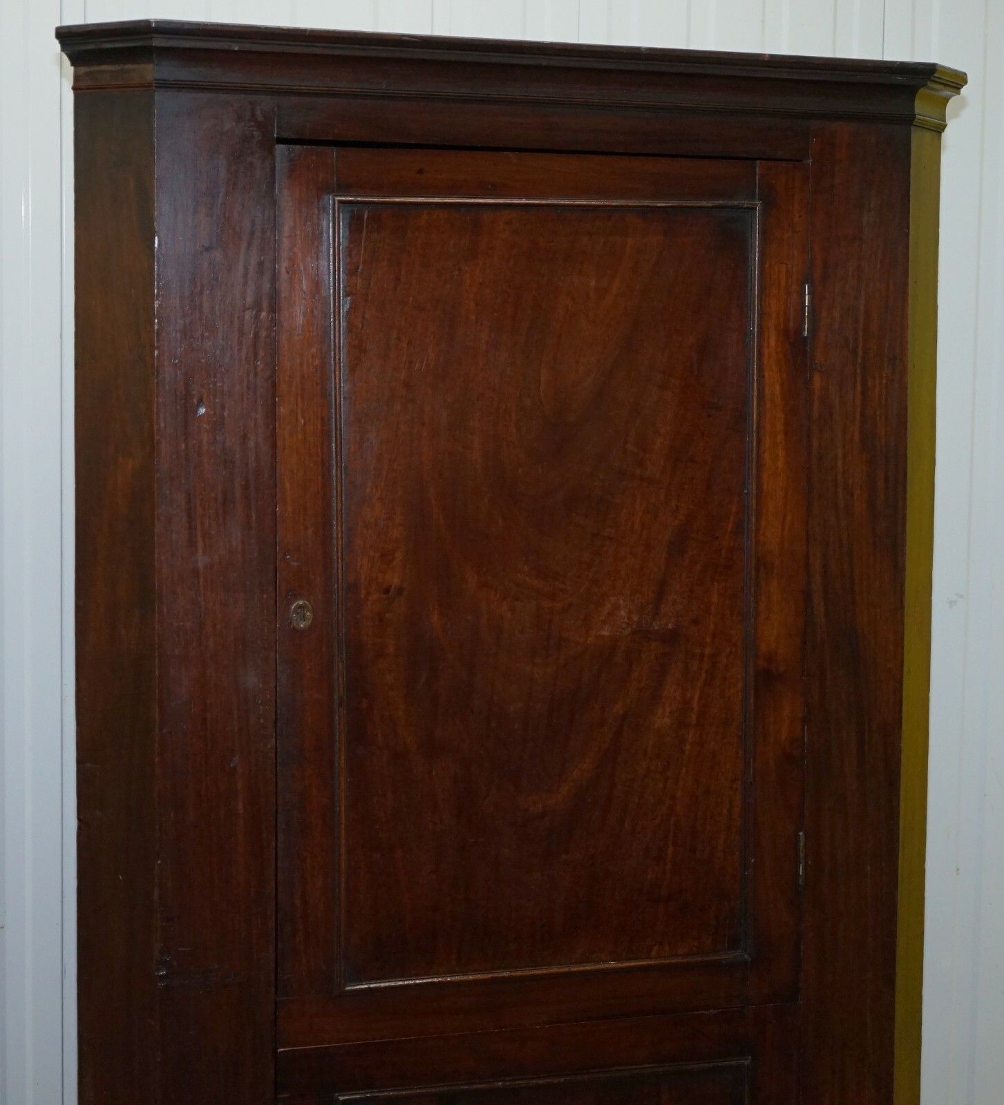 Original George III Circa 1760 Solid Mahogany Corner Cupboard Large Bookcase photo vinterior