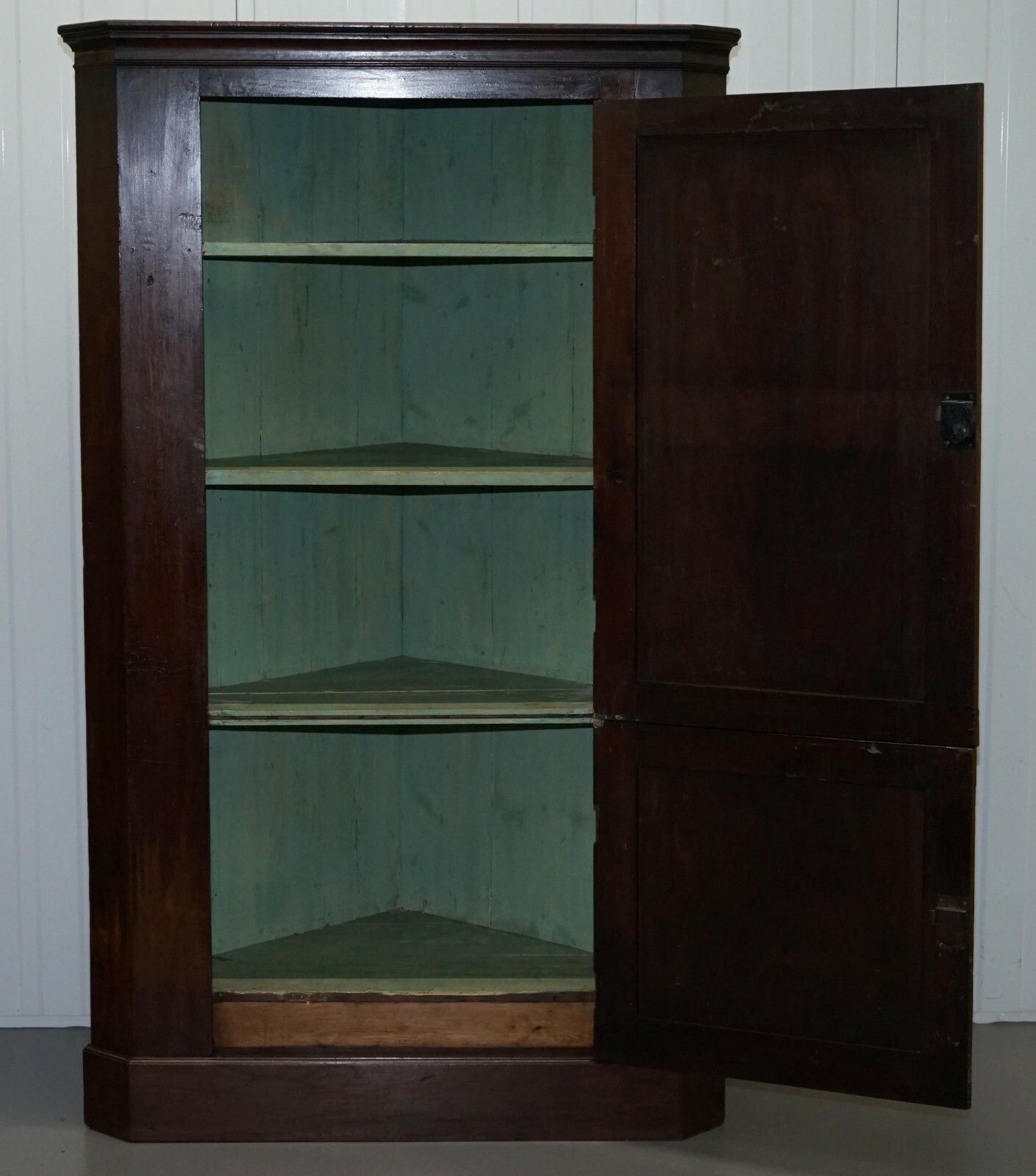 photo furniture Original George III Circa 1760 Solid Mahogany Corner Cupboard Large Bookcase