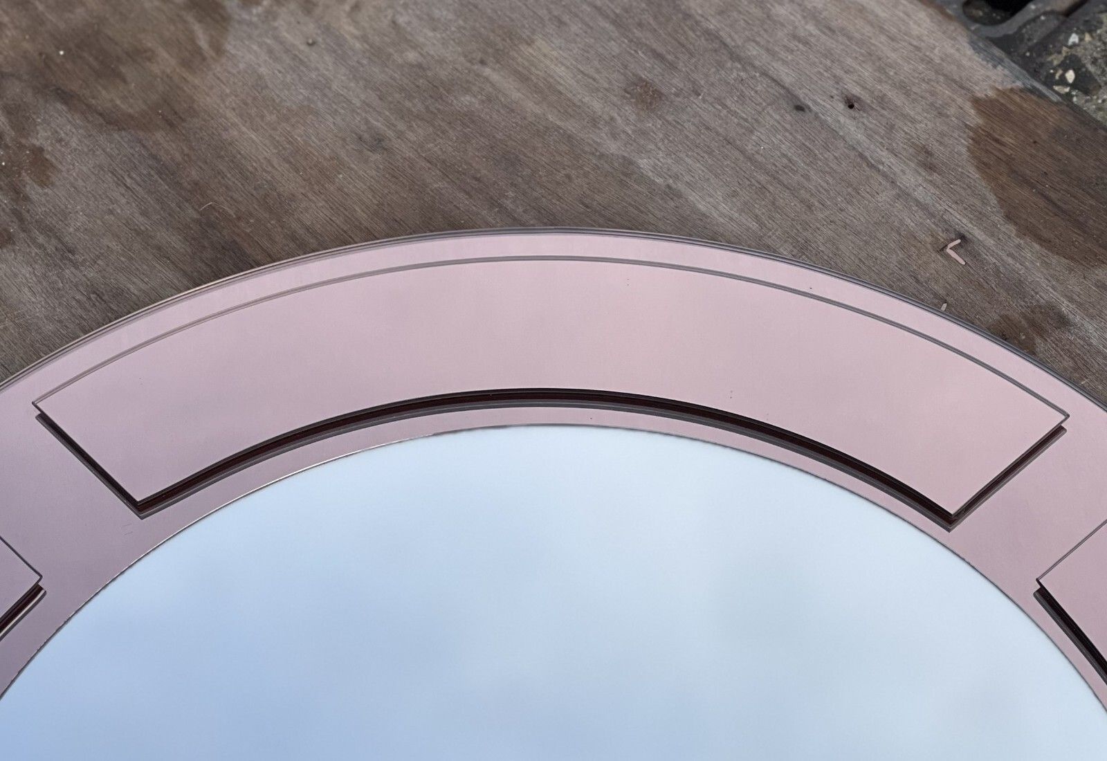 photo furniture Fine 3d Glass Framed Art Deco Amber / Peach Glass Round Bevelled Wall Mirror
