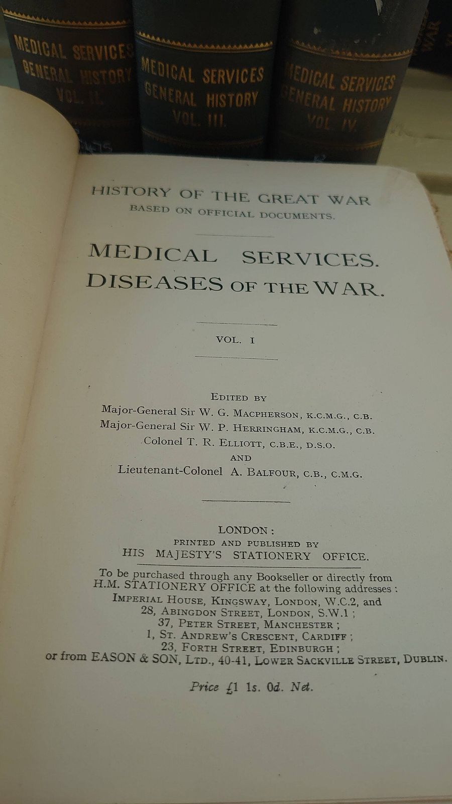 Official History Of The War   Medical Services   4 Volumes   Acceptable To Good Condition   1921 4 Hm Stationery Office Edition   Rare photo for sale