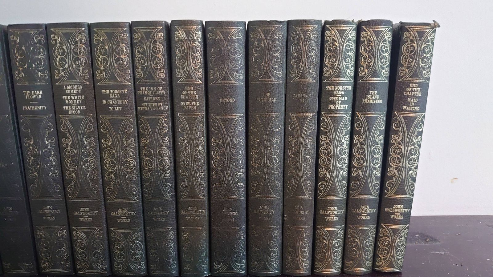 Complete Works Of John Galsworthy   All 20 Heron Series Editions   Green Leather And Gilt   Good To Very Good Condition   1968 Edition photo for sale