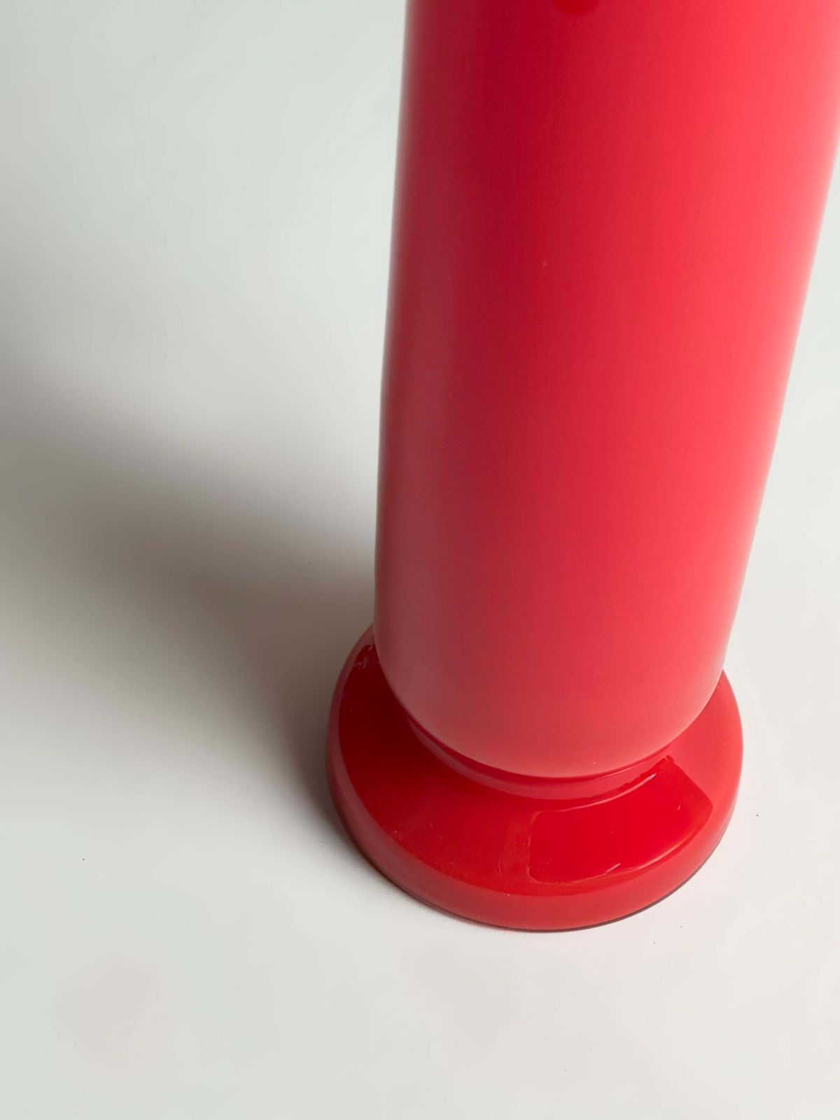 1970s Empoli Red And White Cased Glass Vase, Italy photo furniture