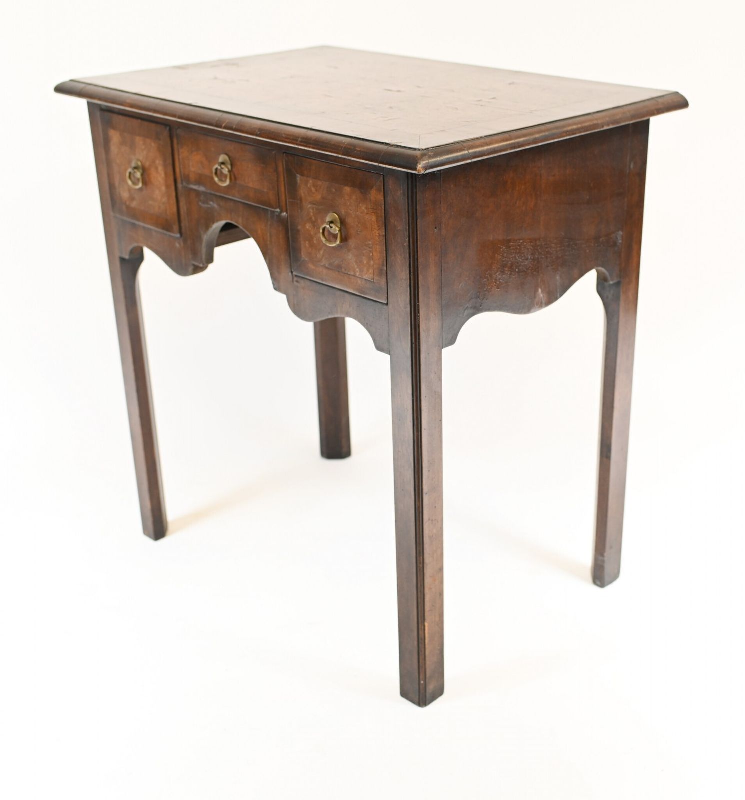 Queen Anne Low Boy Elm Wood Table 1820 photo vinterior