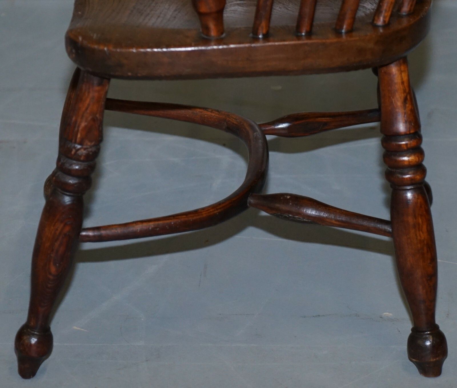 1350.0 English Classic Antique 19th Century Elm Hoop Back West Country Windsor Armchair photo