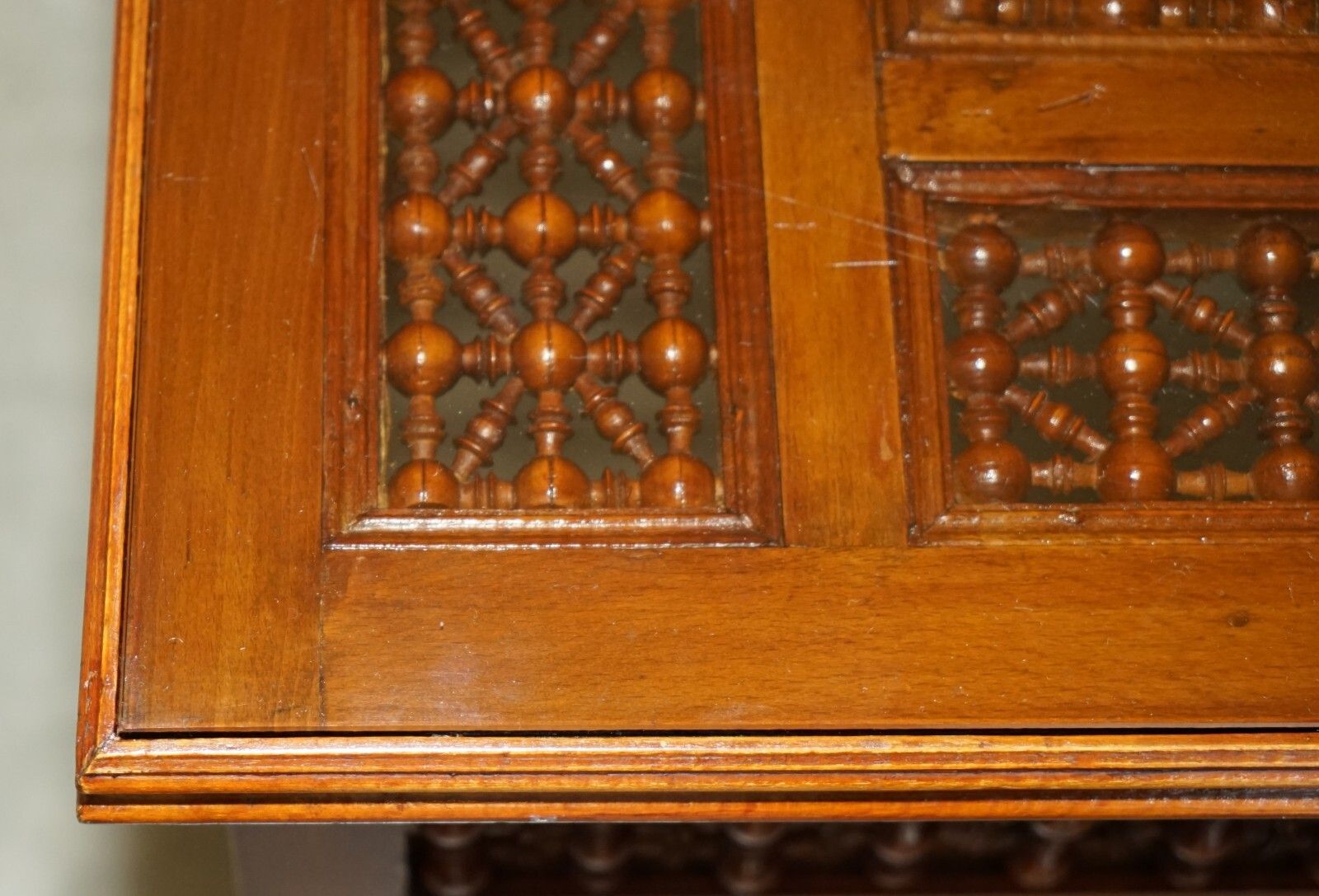 photo vintage Nice 19th Century Hand Carved Liberty's London Moorish Side End Lamp Wine Table
