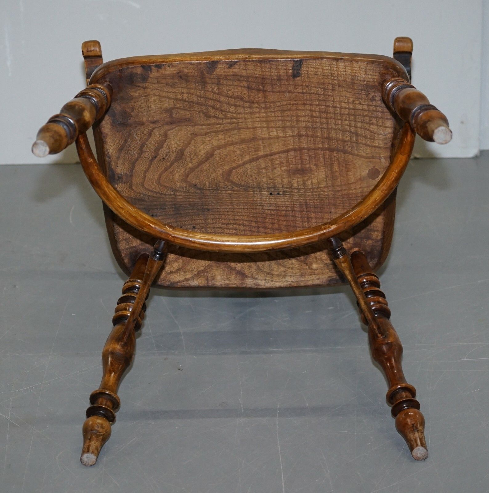 1350.0 English Classic Antique Victorian 19th Century Elm Hoop Back Windsor Armchair photo