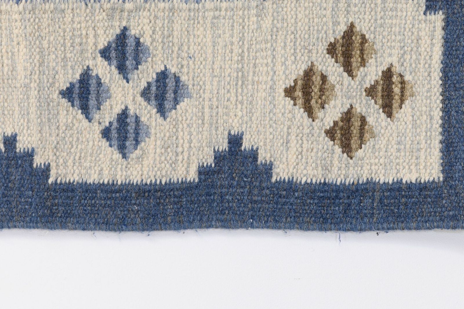 Diamond Edged Swedish Kilim photo for sale
