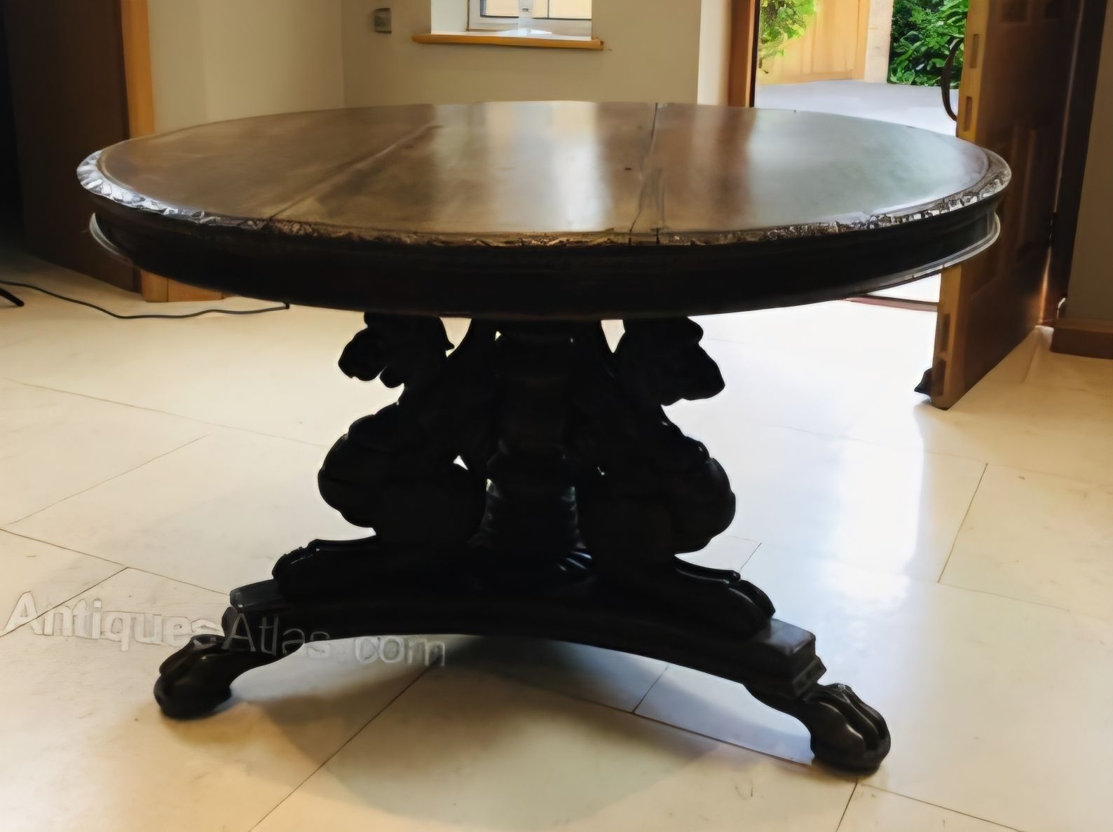 Magnificent "Statement Piece" Antique Italian Walnut Carved Griffin Circular Dining Table C.1840.