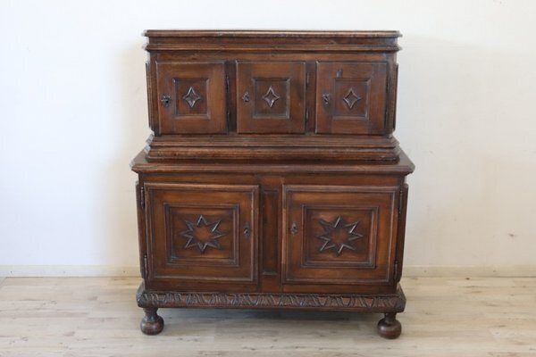 Antique Cabinet In Walnut Wood, 1600s photo vinterior