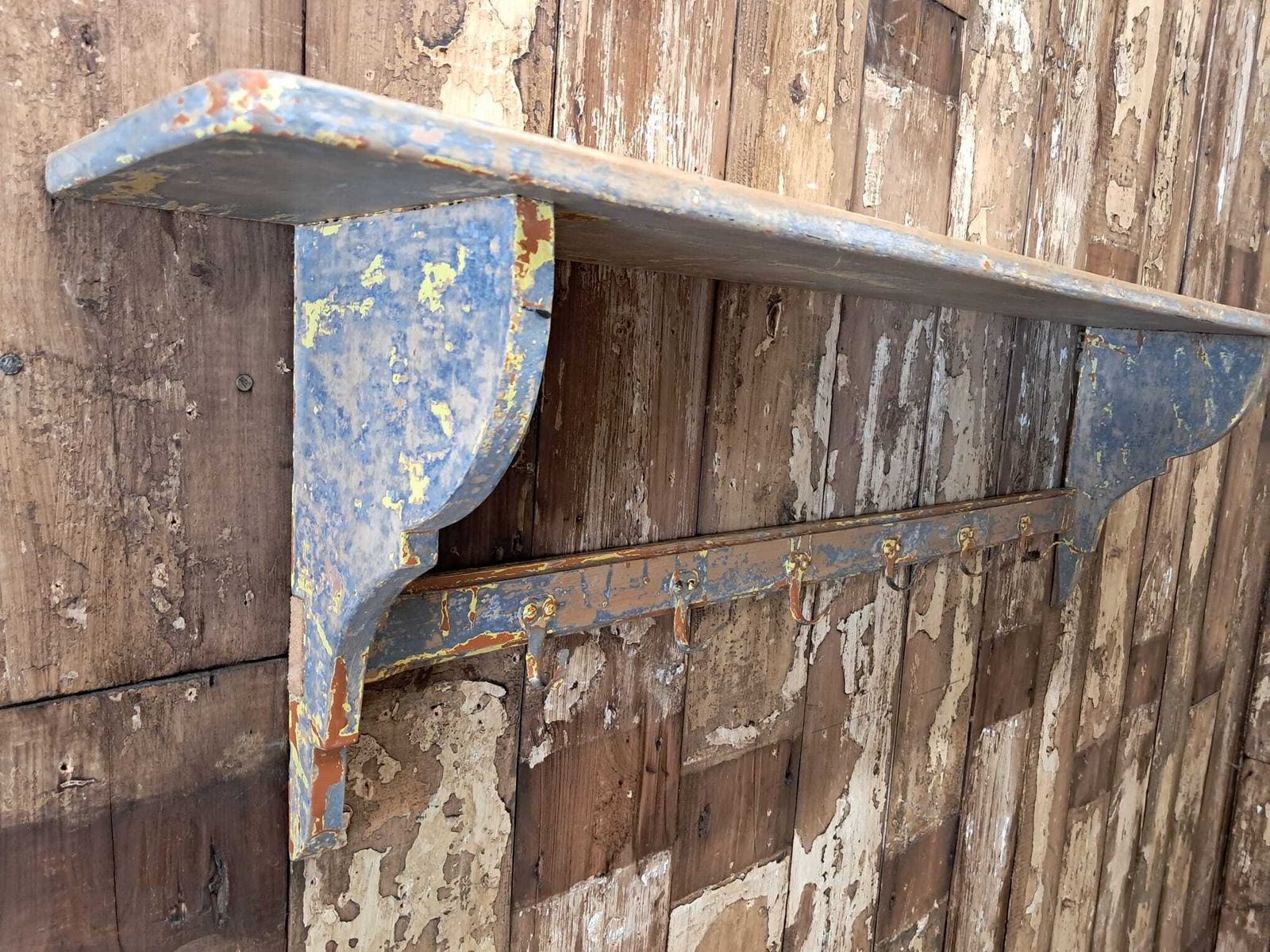 Rustic Kitchen Shelf photo vinterior