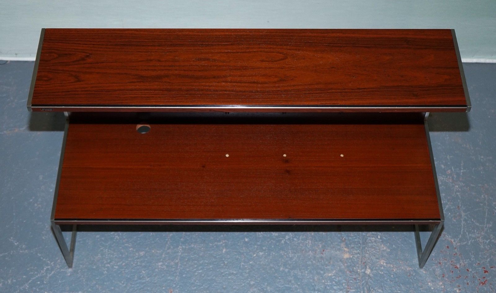 photo furniture Vintage Bang & Olufsen By Jacob Jensen Media Console