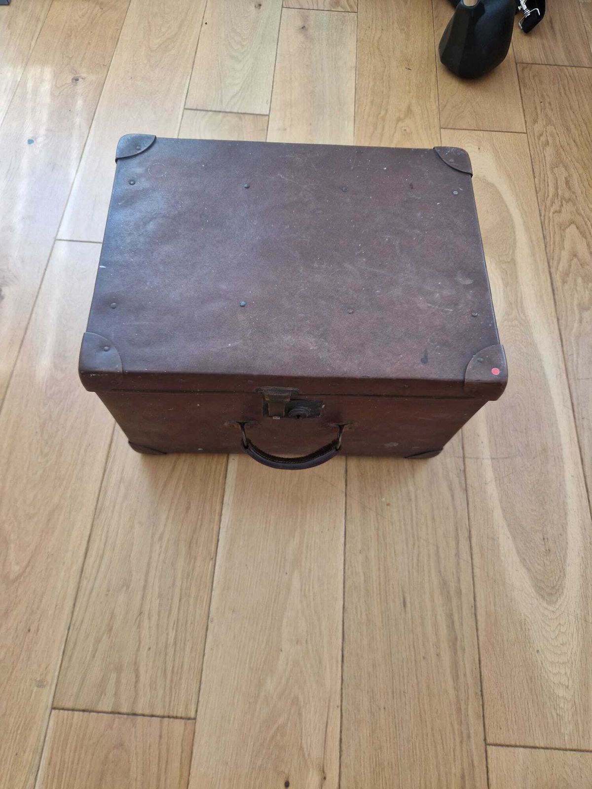 photo furniture 1940s Hatbox (With Moleskin Top Hat And A Velvet Bowler Hat Inside)