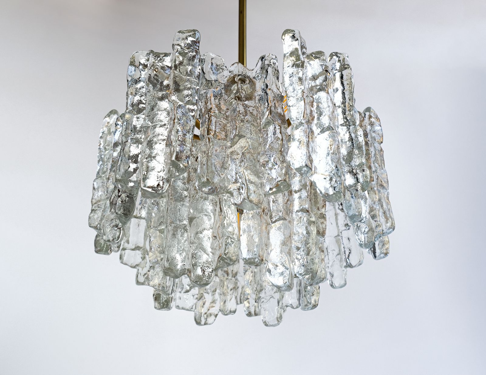 Mid Century Ice Glass & Brass Chandelier By J.T. Kalmar, Austria C.1970s photo vinterior