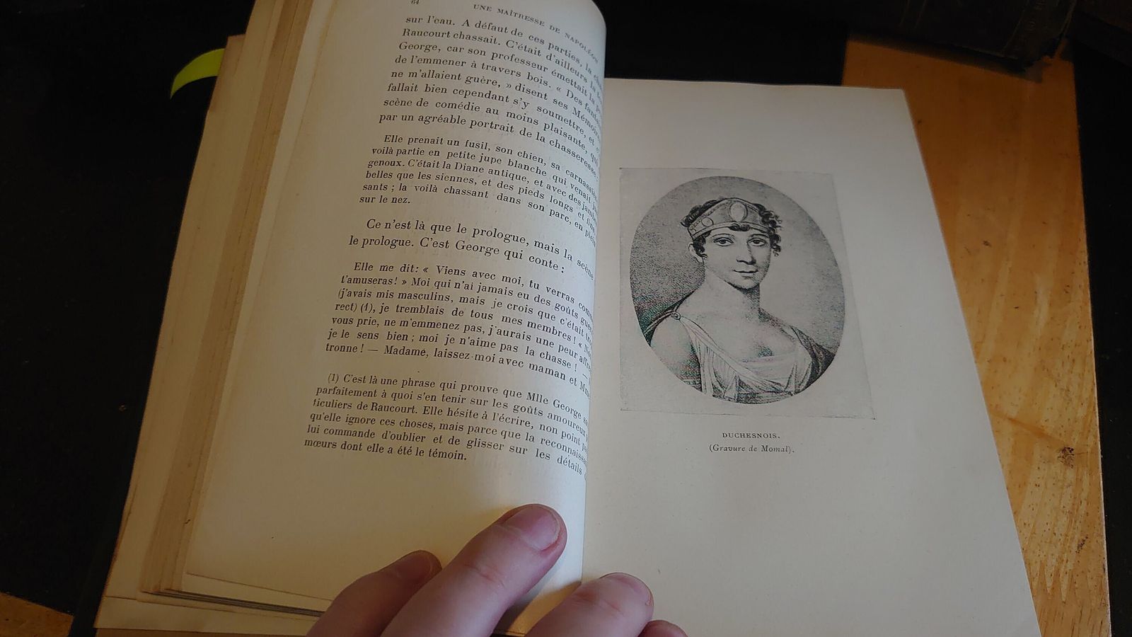 Une Maitresse De Napoleon   Napoleon's Mistress   Very Good Condition   1908   In French   Leather Bound photo vinterior