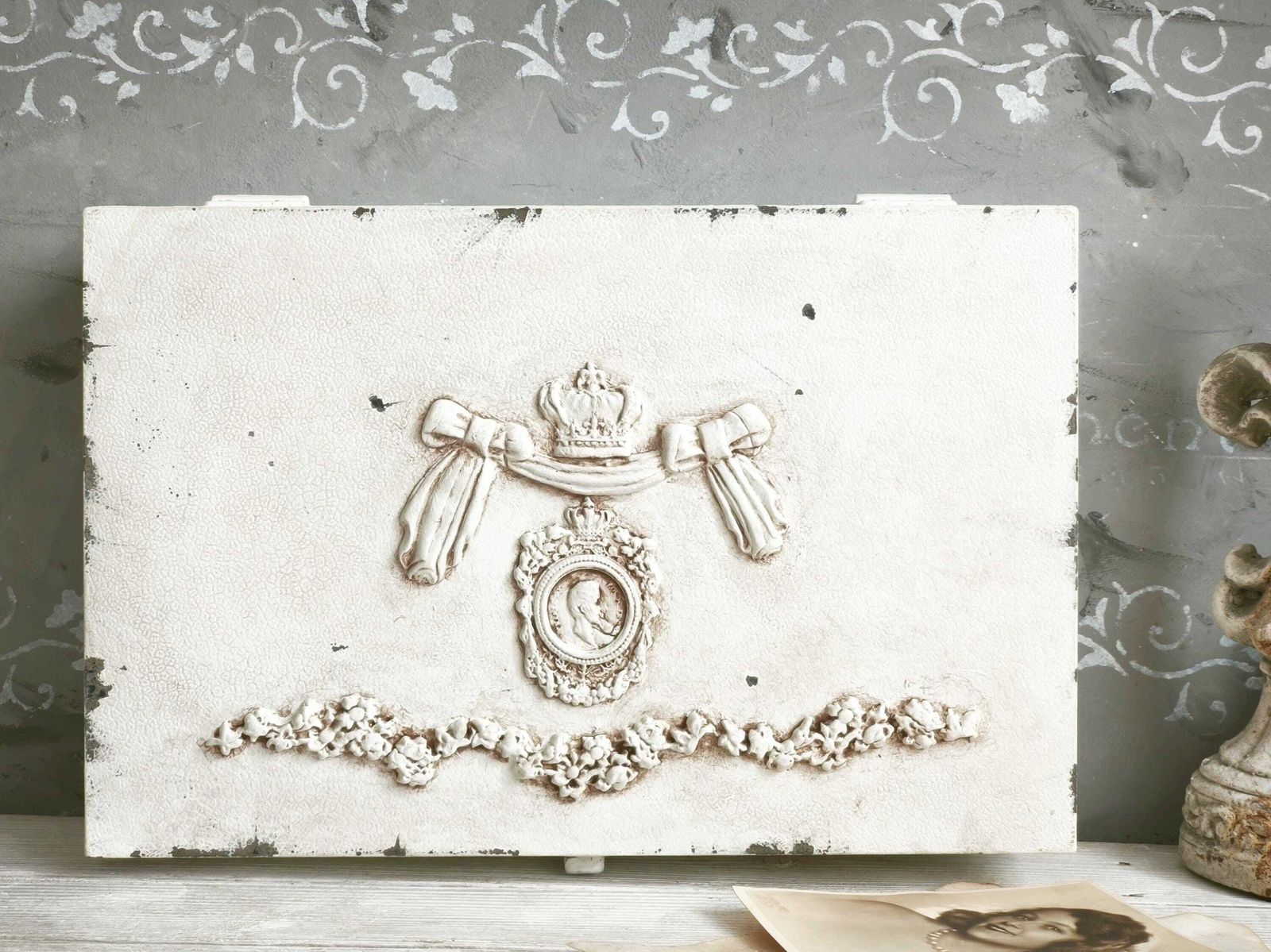 White Wood Box With Cameo Clay Ornaments photo for sale