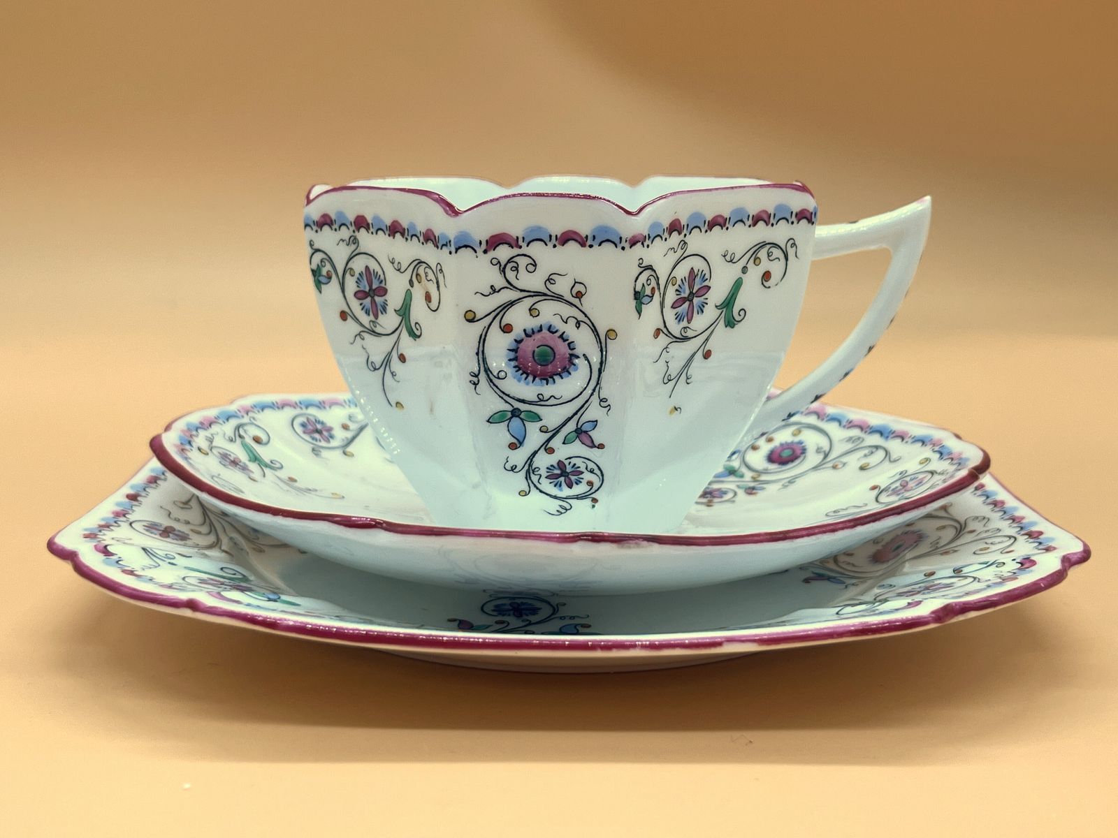 Home Decor Vintage Shelley China Pink Scroll Pink Trim Design Queen Anne Shape Cup, Saucer & Side Plate Trio. 11502. Rd. 723404. photo