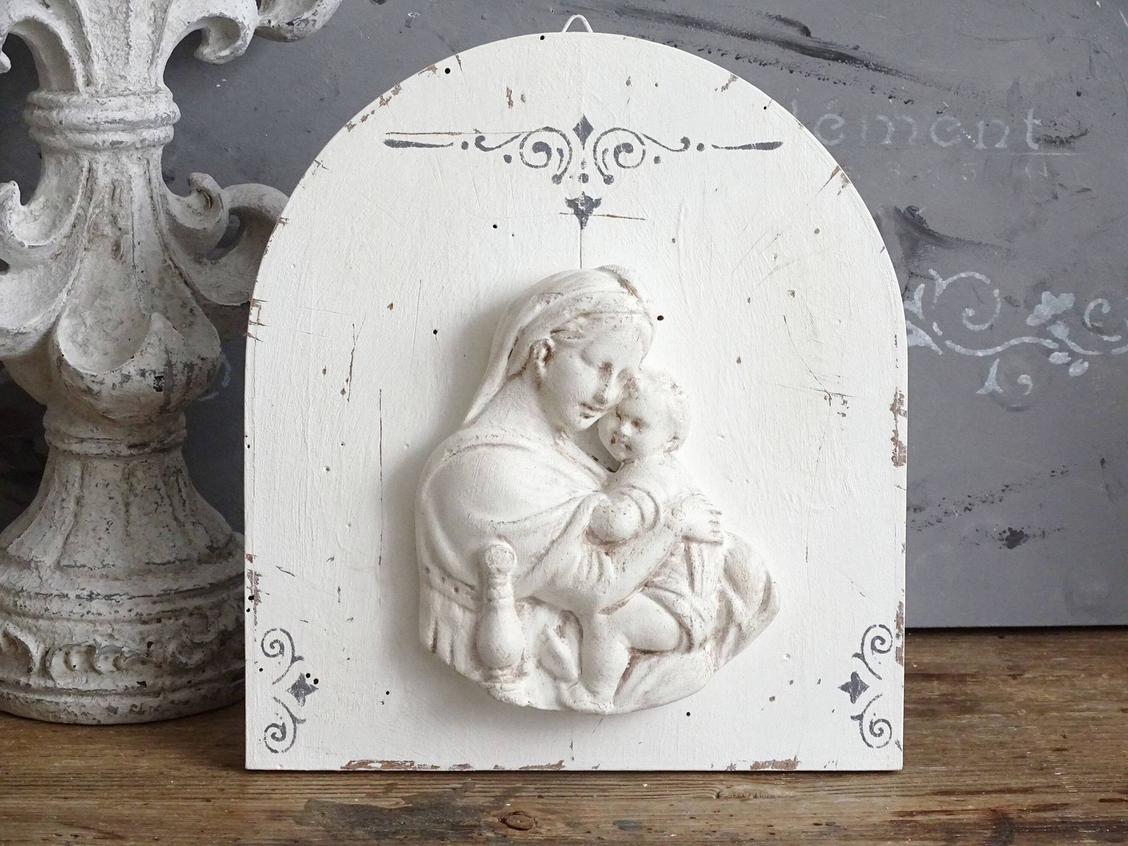 White Wood Wall Plaque Of Plaster Mother And Child, Shabby Chic Wall Statuary