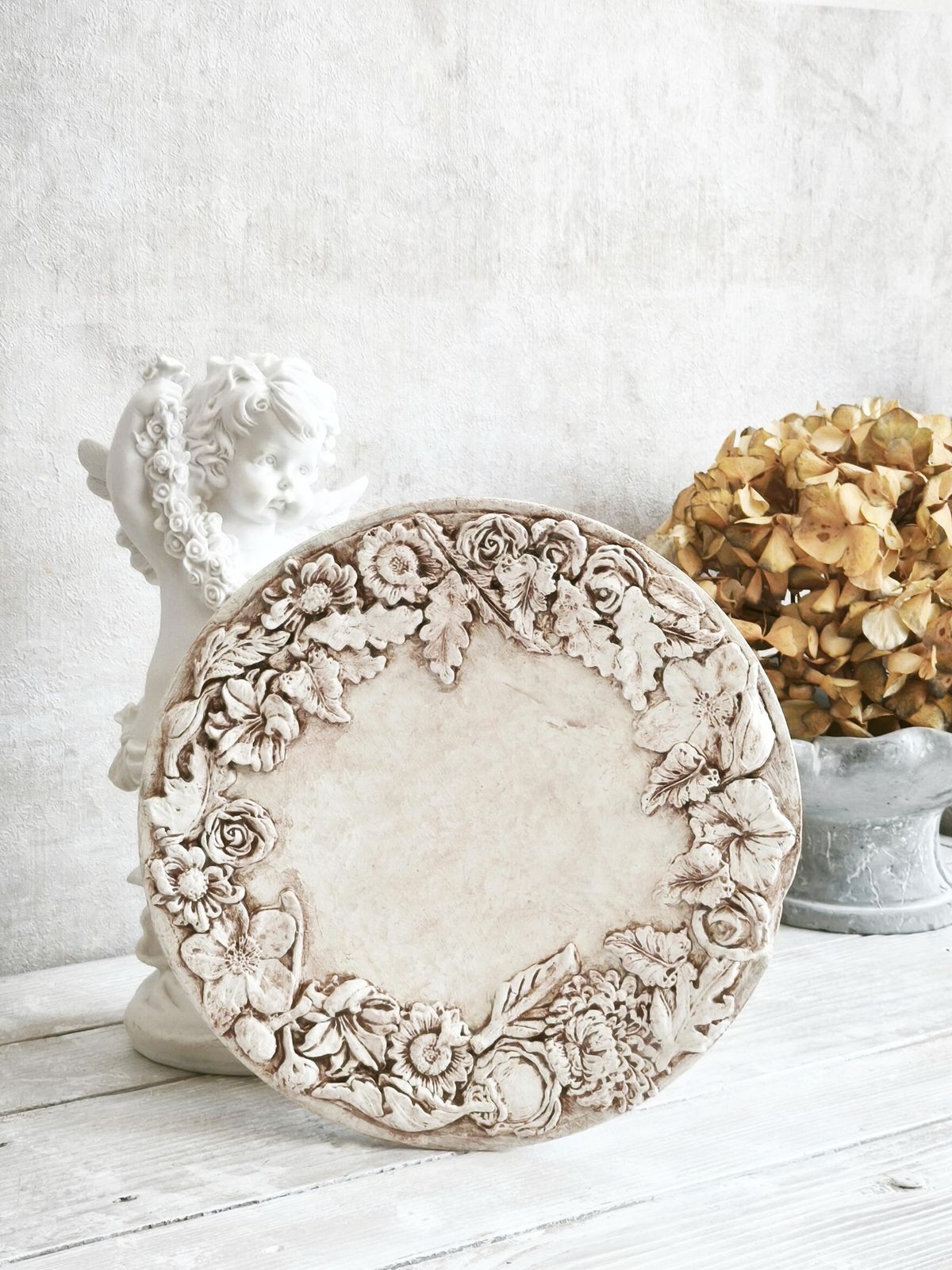 Shabby Chic Floral Wall Plaque: Aged Wood, Textured White Flowers photo furniture