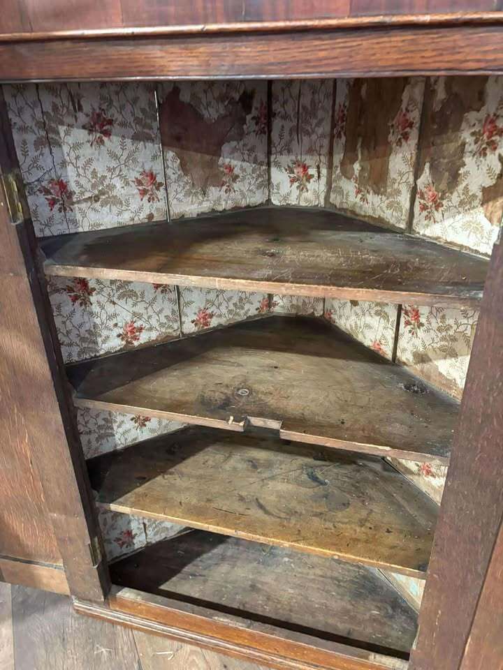 Victorian Oak & Mahogany Cross Banded Corner Cupboard photo 179.0