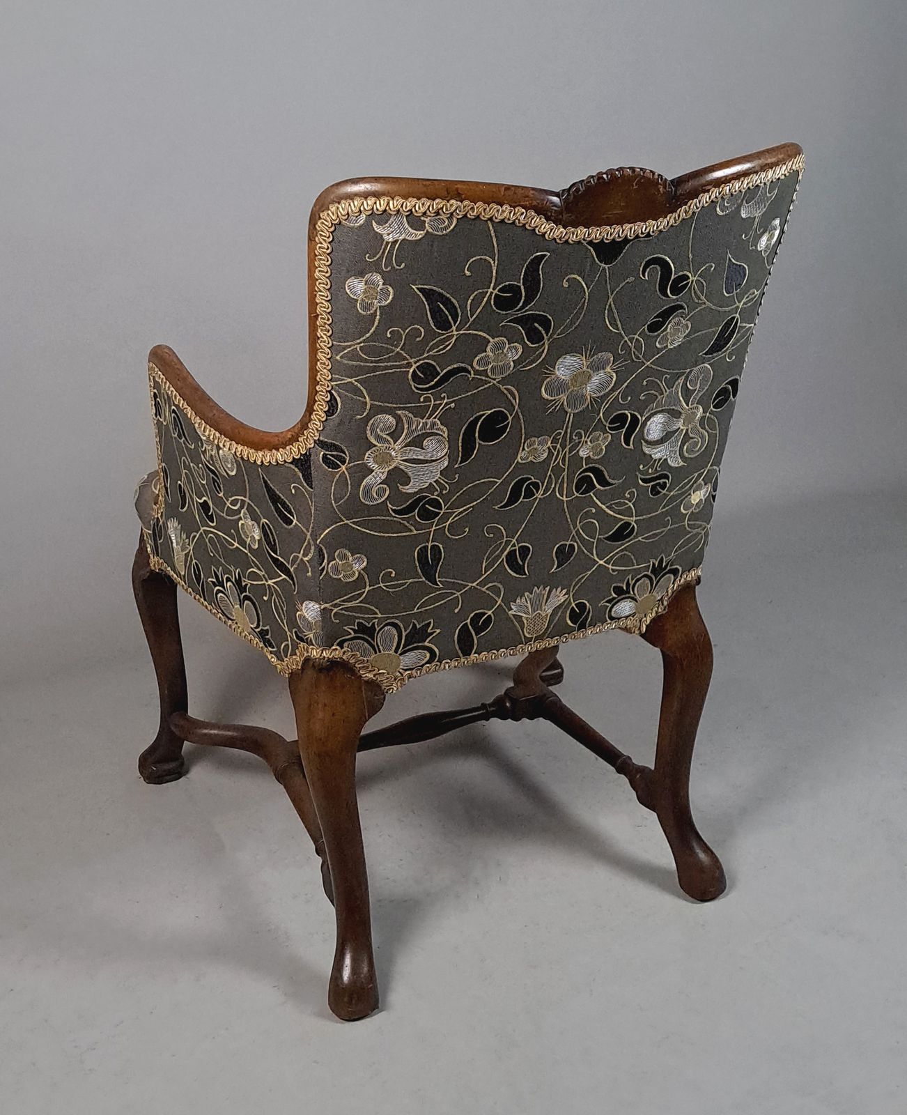 Lovely 19th Century Wing Arm Chair In The Queen Anne Manner C. 1850 photo vinterior