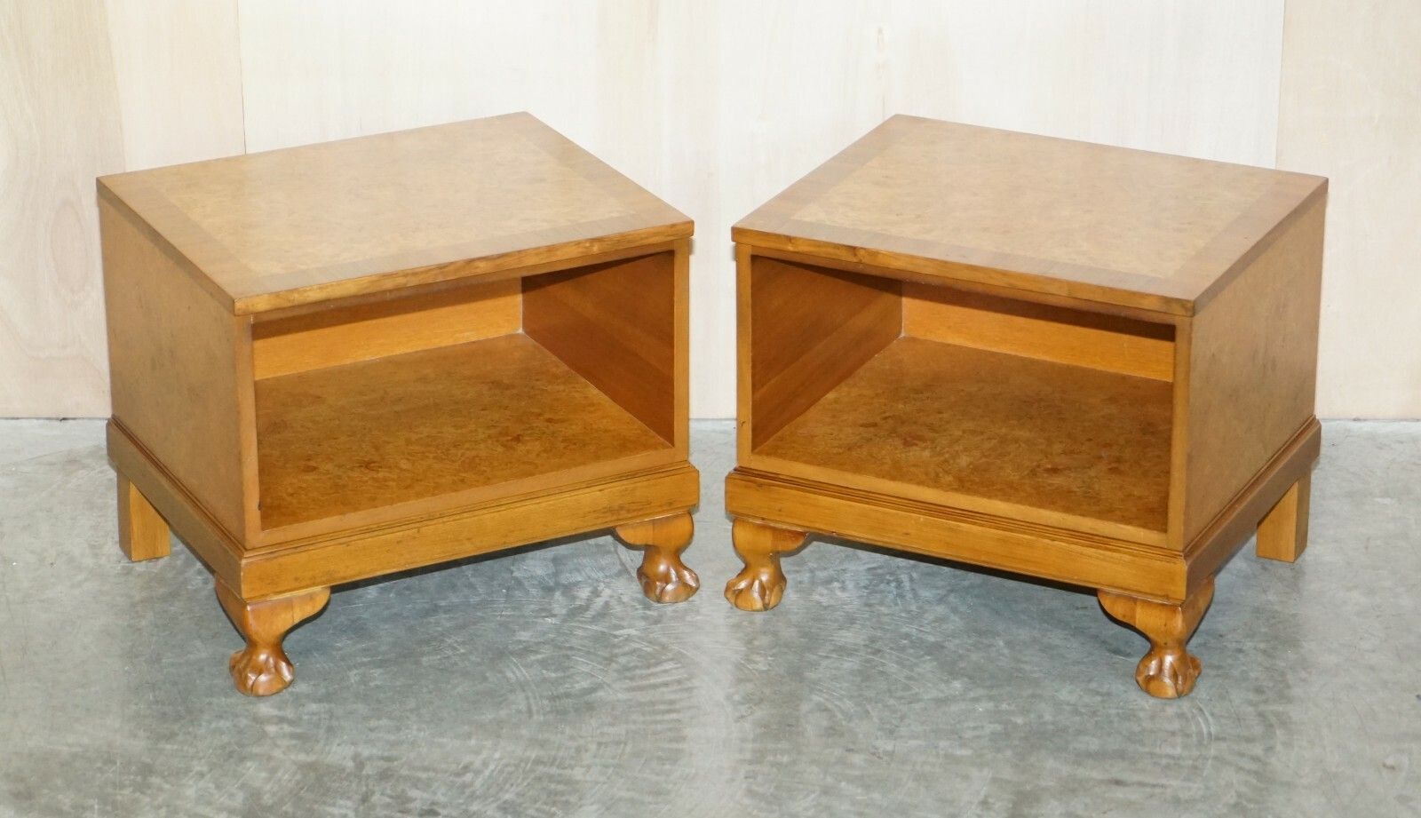 Lovely Pair Of Burr & Burl Walnut, Claw & Ball Foot, Side End Lamp Wine Tables photo furniture