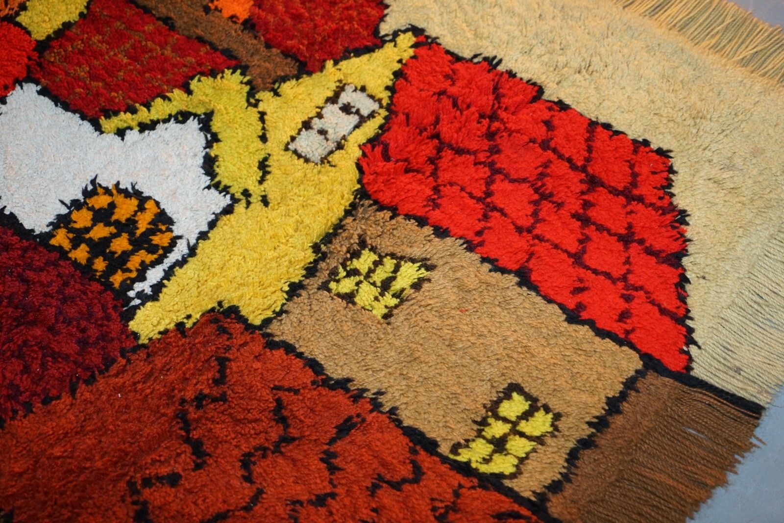 Stunning Large Shag Pile Rug Depicting Houses In The Style Of L.S Lowry photo vintage