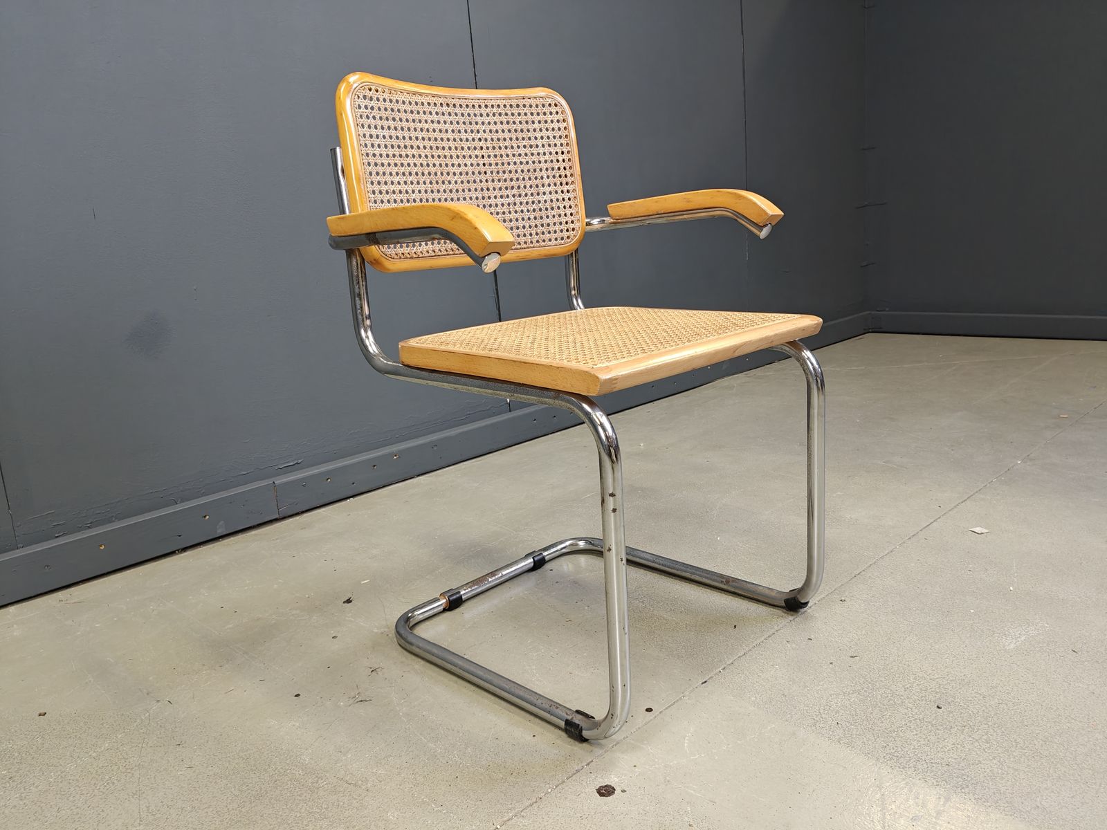 Vintage Cantilever Armchair Attr To Marcel Breuer 'Cesca' Chair   1970s photo vinterior