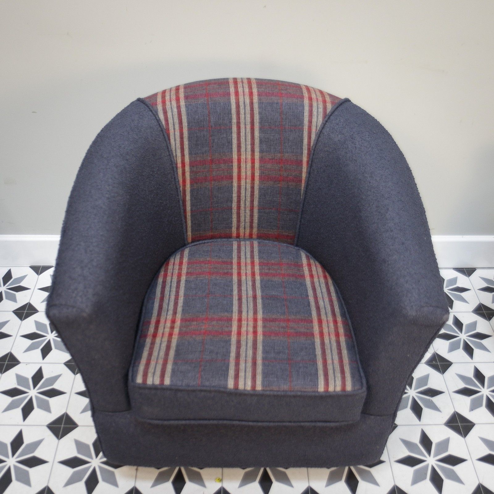 Upholstered Blue And Tartan Tub Chair photo vinterior