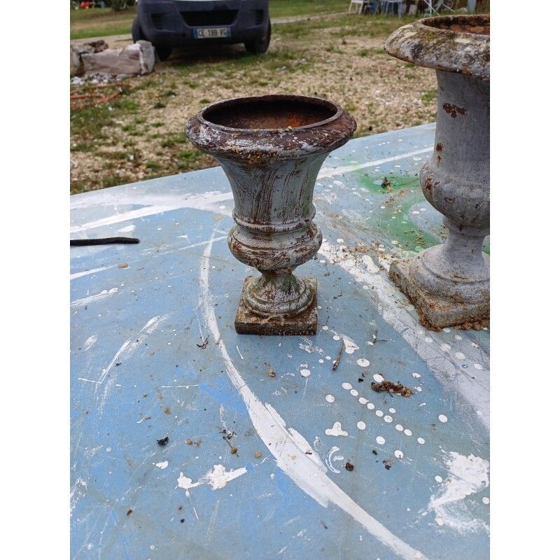 photo buy Set Of 6 Medici Cast Iron Vases From Charleville   Mézières 1900