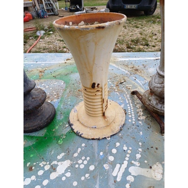 photo furniture Lot Of 6 Cast Iron Vases From 1900 From Charleville Mézières