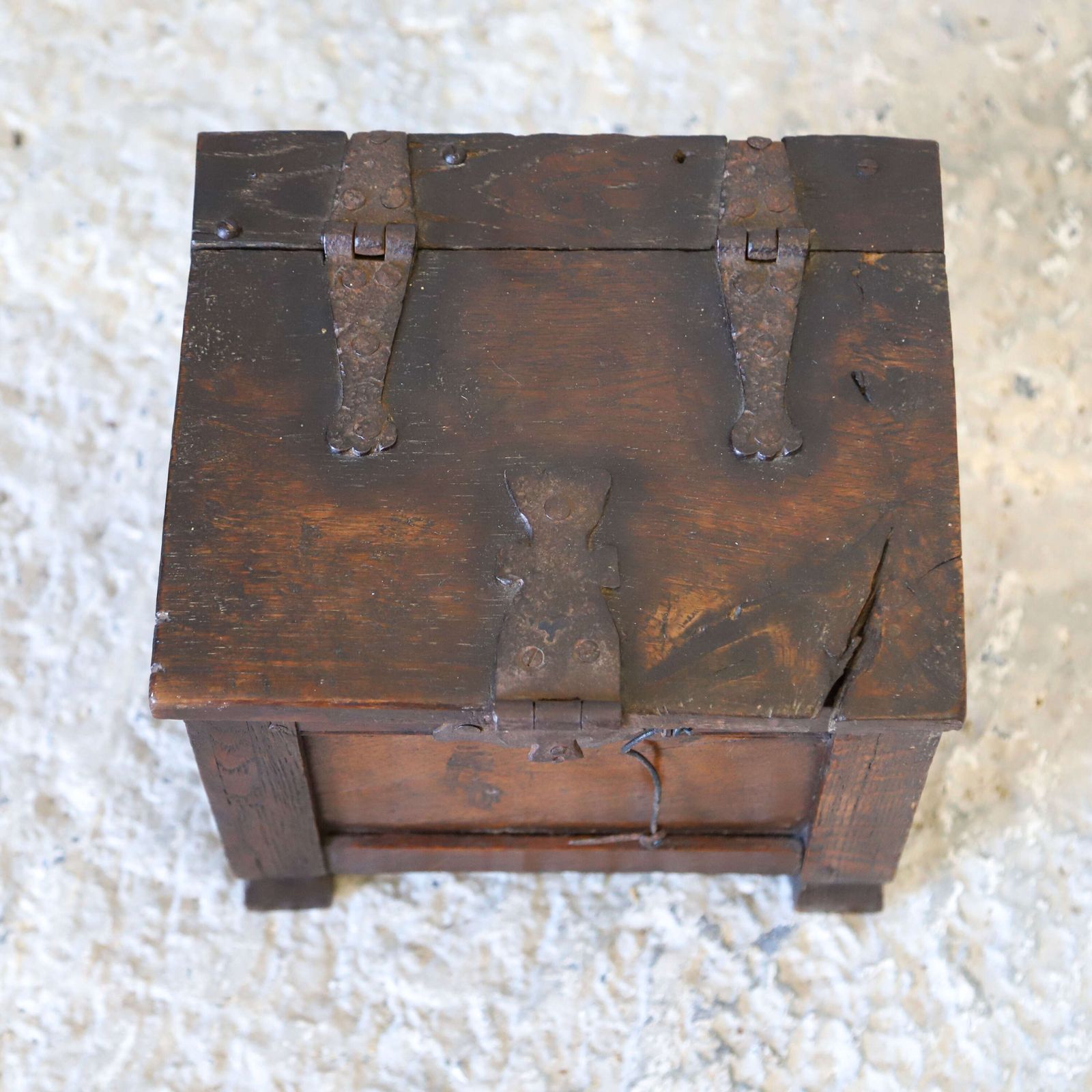 Oak Folk Art Casket Made In Circa 1800 1830 Utilising Constituent Parts From 1512 Onwards photo Furniture