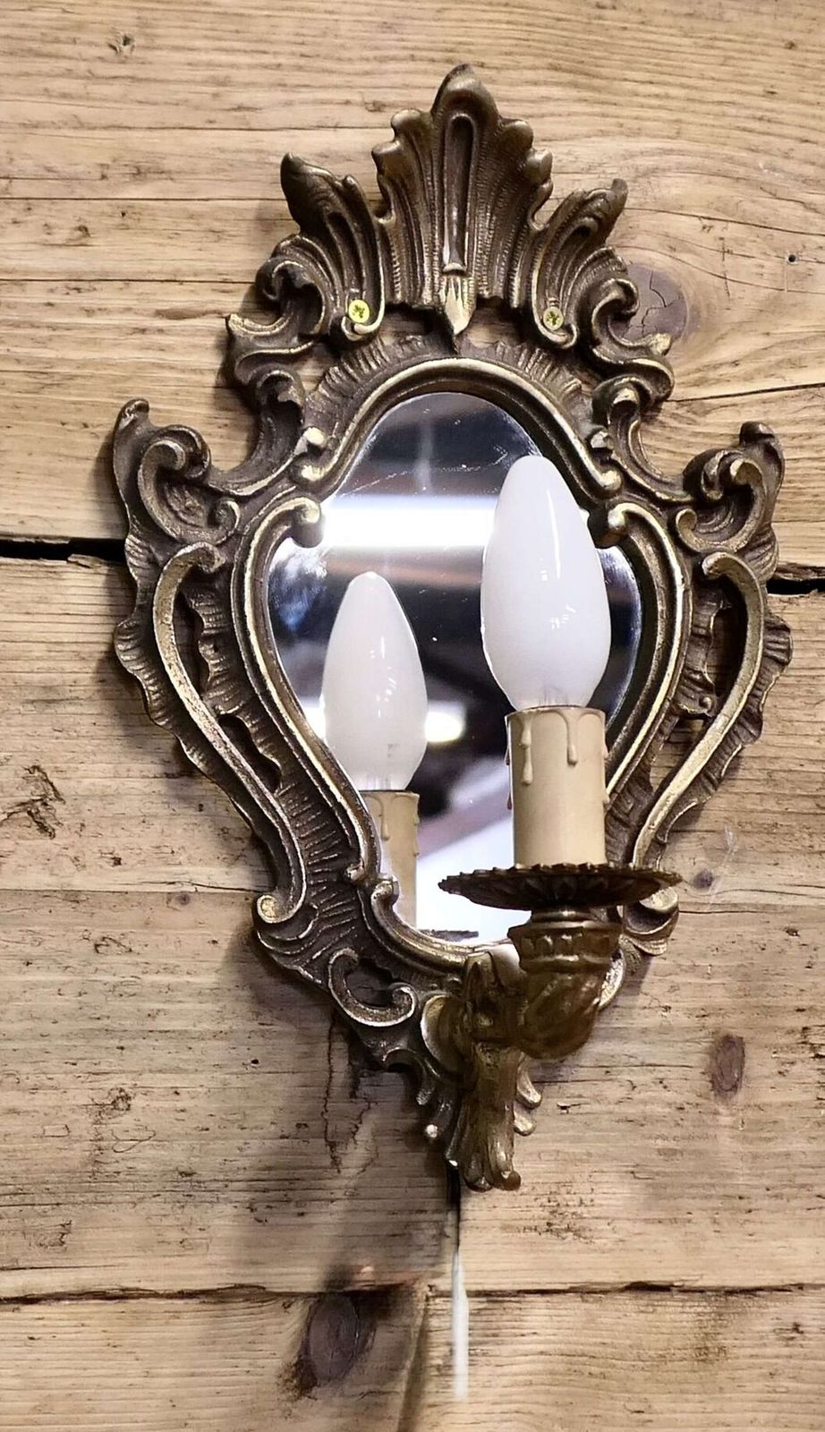 A Single Rococo Design Girandole photo 474.0