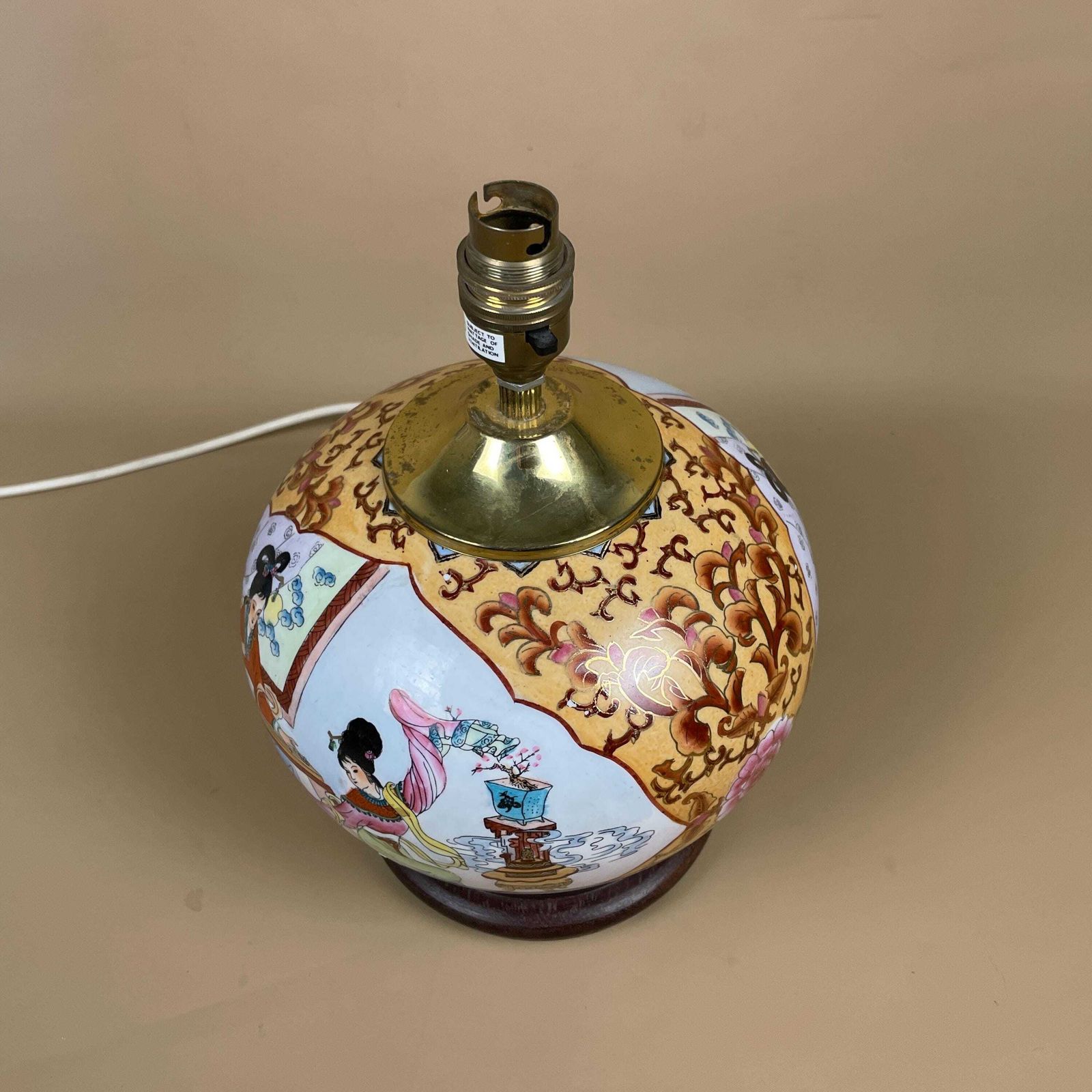 Vintage Ceramic Patterned Oriental Lamp Bedside Table Light Vase Pottery Round Antique Pattern Hand Painted Gold Brass Wooden Wood Japanese photo Lighting