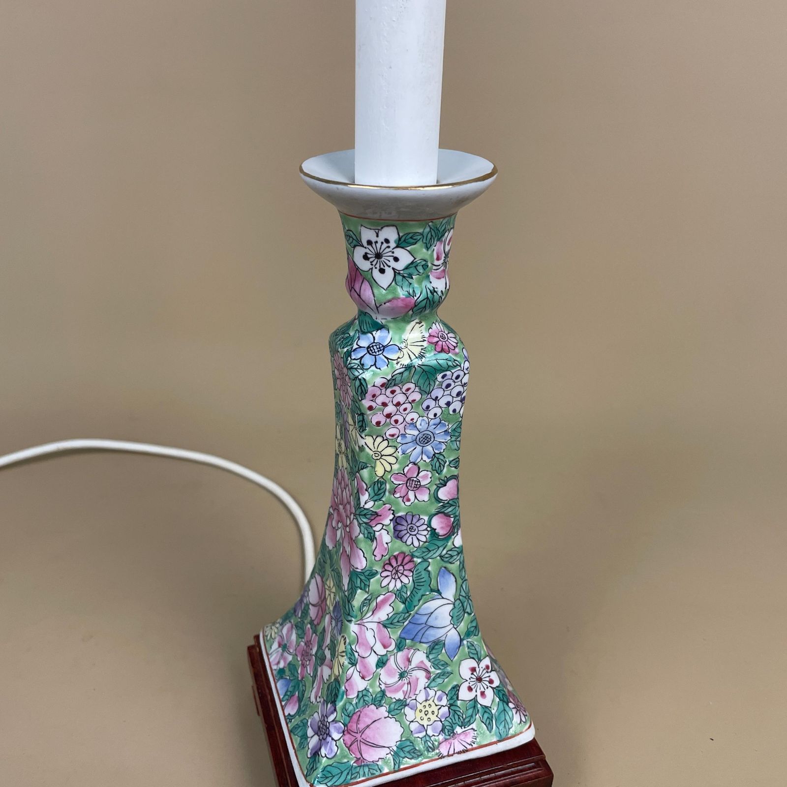 Vintage Ceramic Floral Patterned Lamp Bedside Table Light Square Vase Pottery Antique Pattern Hand Painted Gold Candle Wooden Wood Oriental photo furniture