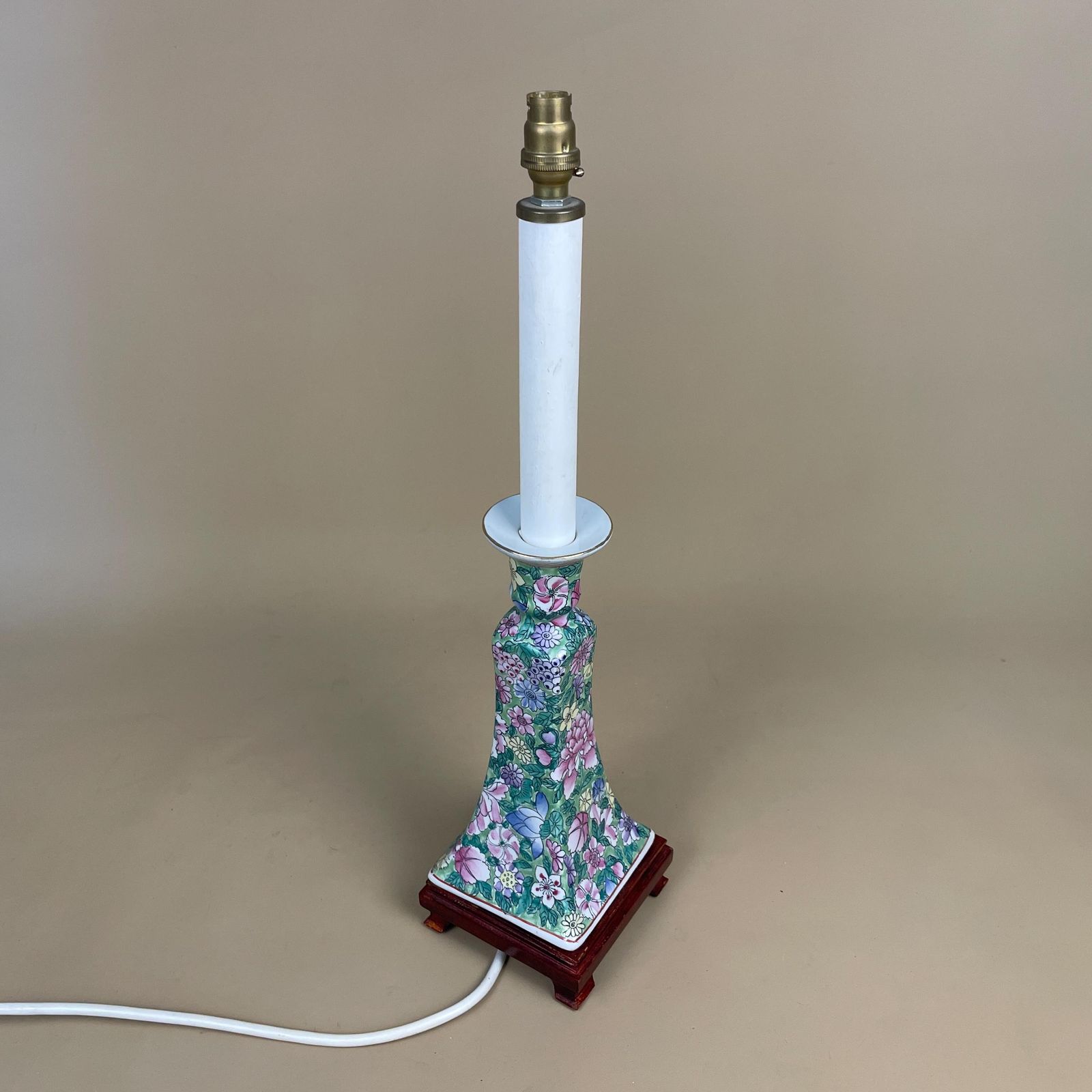 Vintage Ceramic Floral Patterned Lamp Bedside Table Light Square Vase Pottery Antique Pattern Hand Painted Gold Candle Wooden Wood Oriental photo vinterior