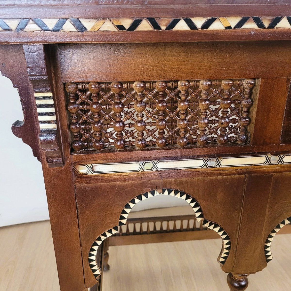 Oriental Center Table In Wood, Mother Of Pearl And Bone Marquetry, 20th Century photo furniture