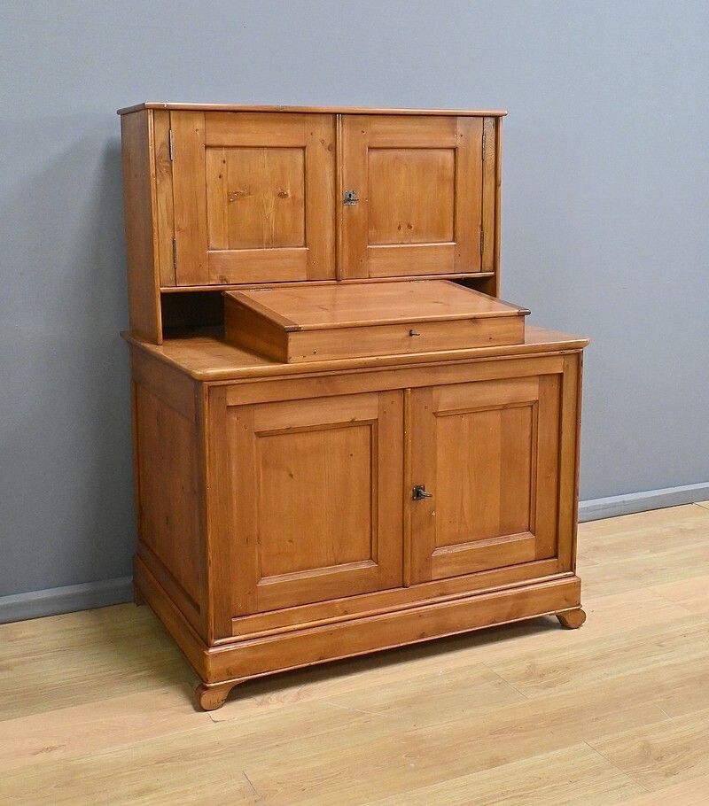 Pitch Pine Commercial Furniture With Lectern – 1920 photo Furniture