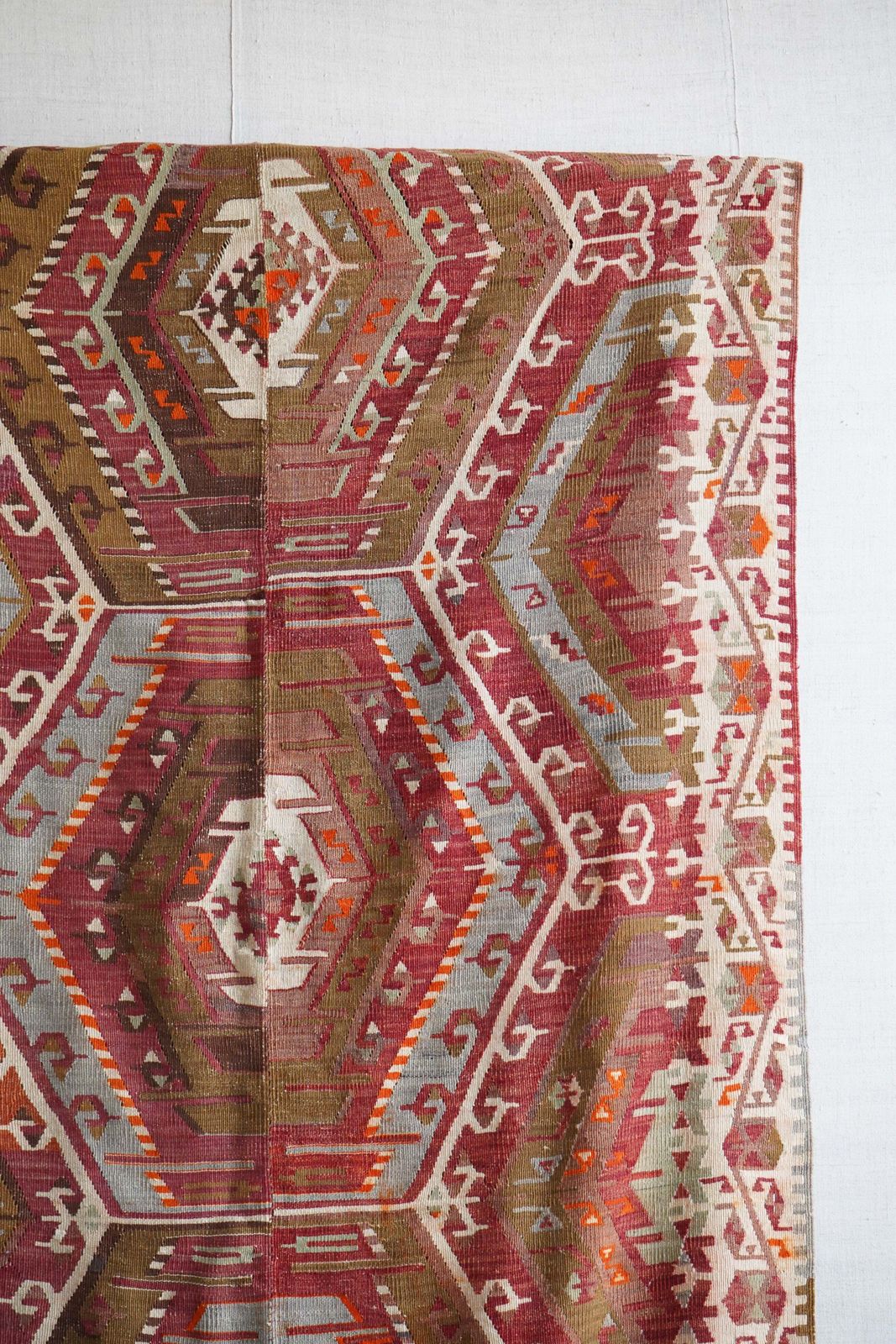 Large Turkish Kilim, Oriental photo furniture