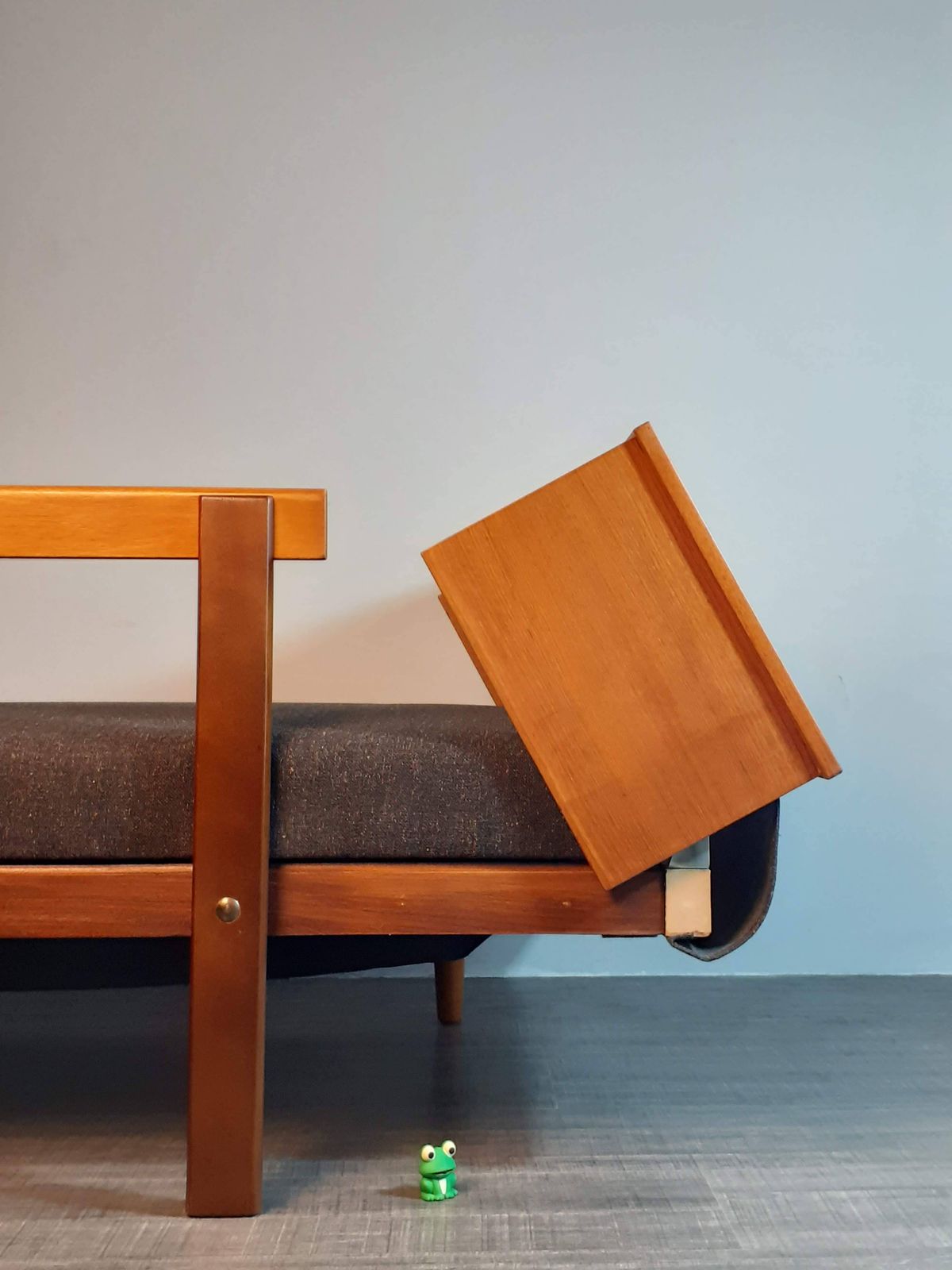 Pair Of Svane Daybeds And Corner Table In Teak Designed By Ingmar Relling,  Scandinavian Mid Century 1960s photo Furniture